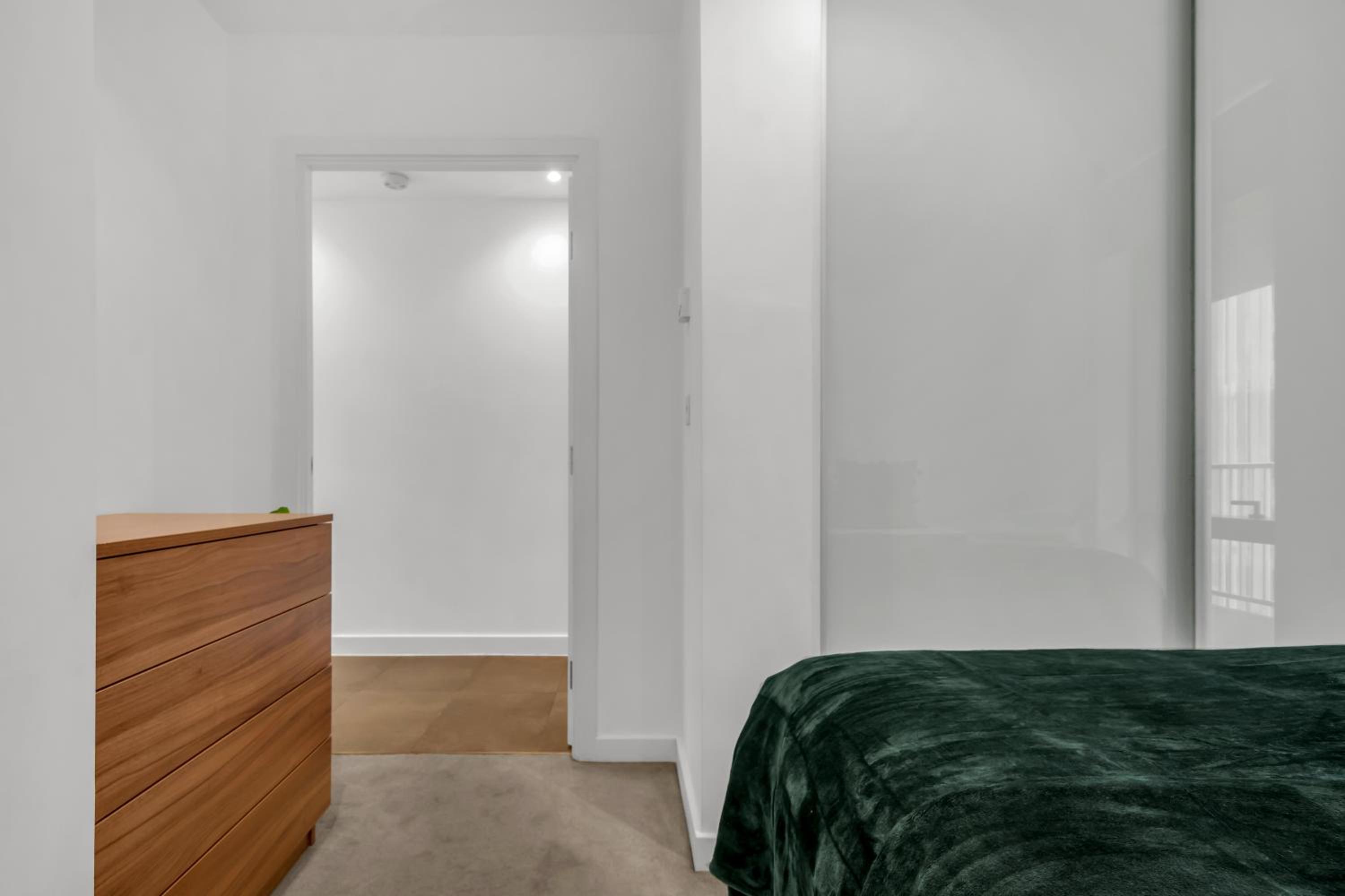 MySquare Modern One Bedroom Apartments in Old Street