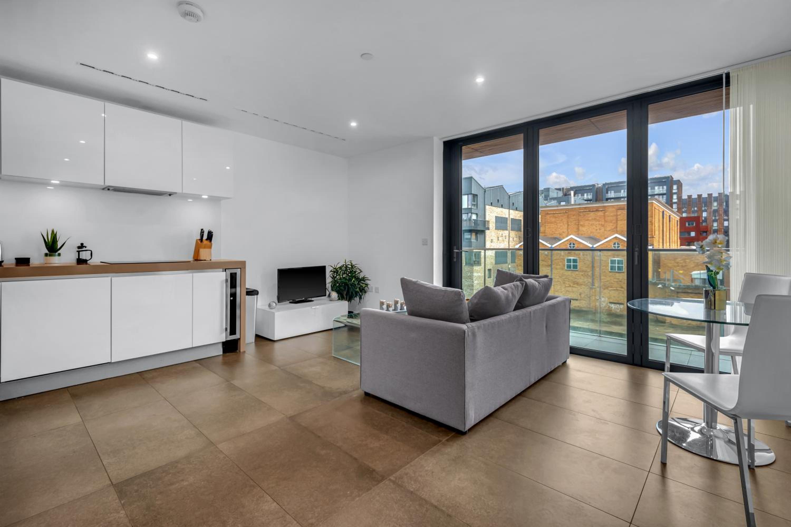 MySquare Modern One Bedroom Apartments in Old Street