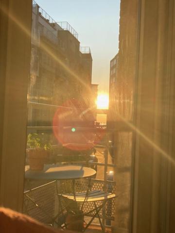 Be at Sea in Ostend all-in luxury apartment , outdoor pool, side seaview