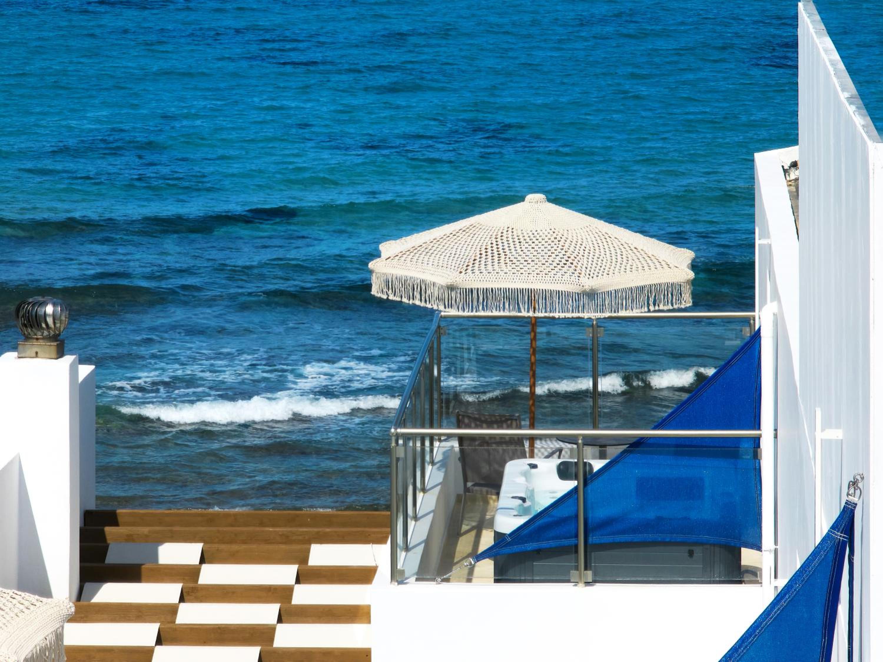 Rodo Seafront Villa with Heated private pool and jacuzzis by Volta Suites and Villas