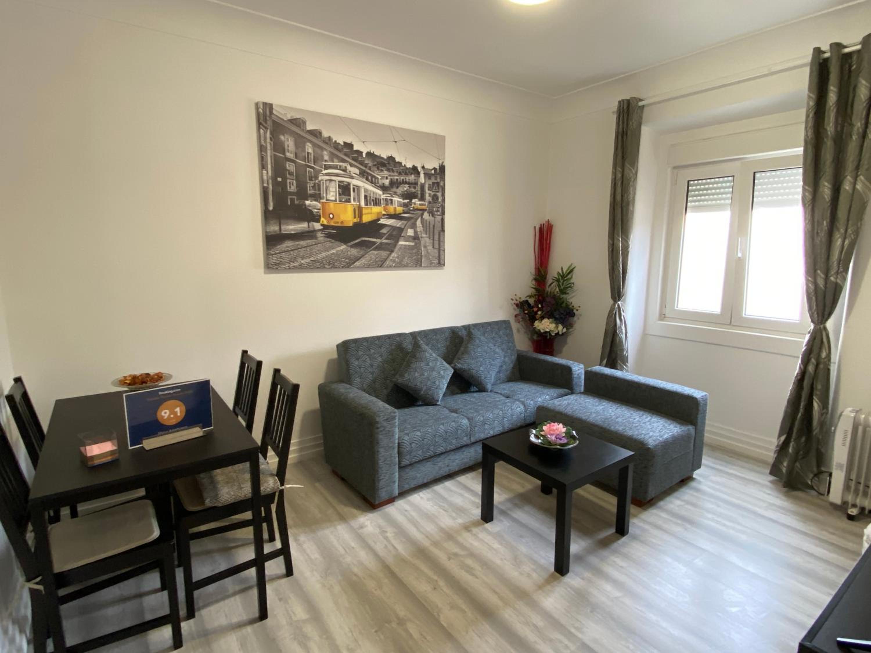 Maiur Apartment