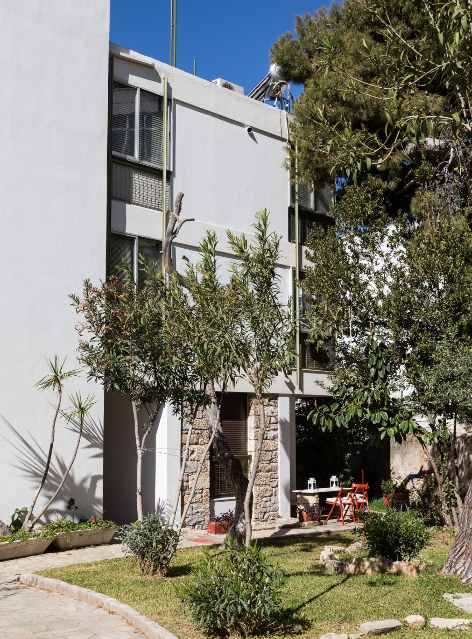 Glyfada 2 bedrooms 4 persons apartment by MPS