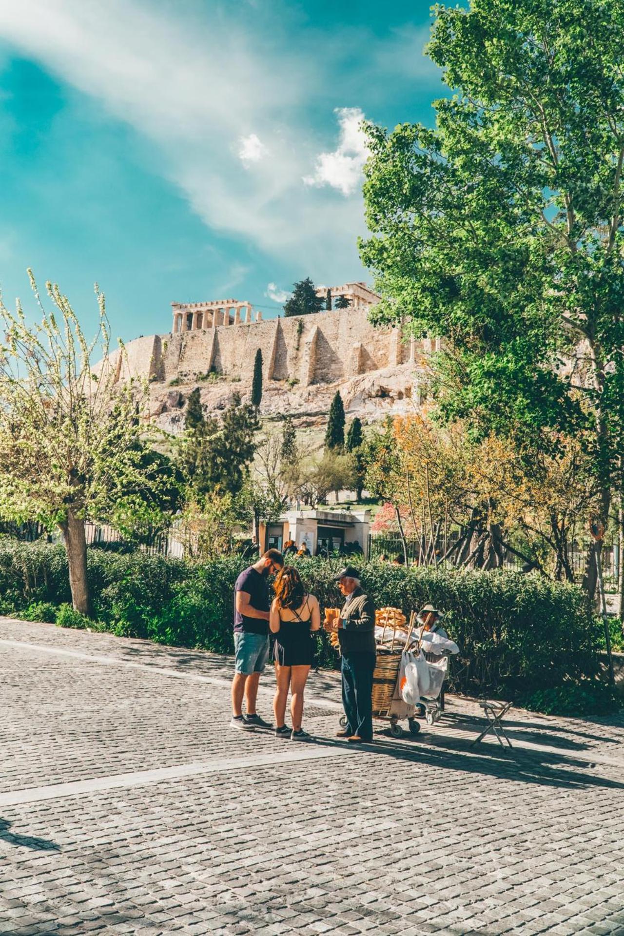 Athens Downtown Boho Apartment 1 min from metro