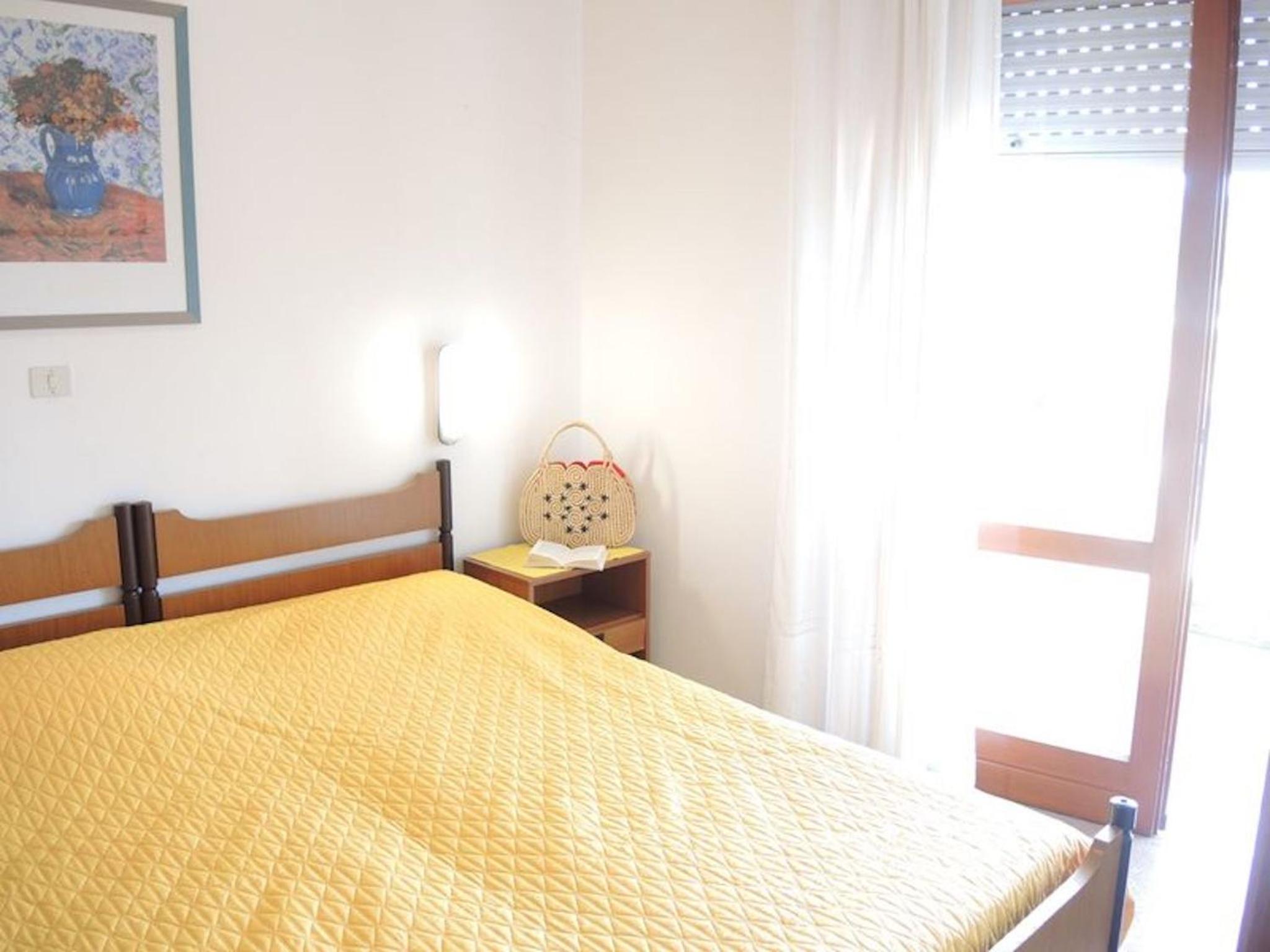 Bright flat with balcony in Bibione - Beahost view 5