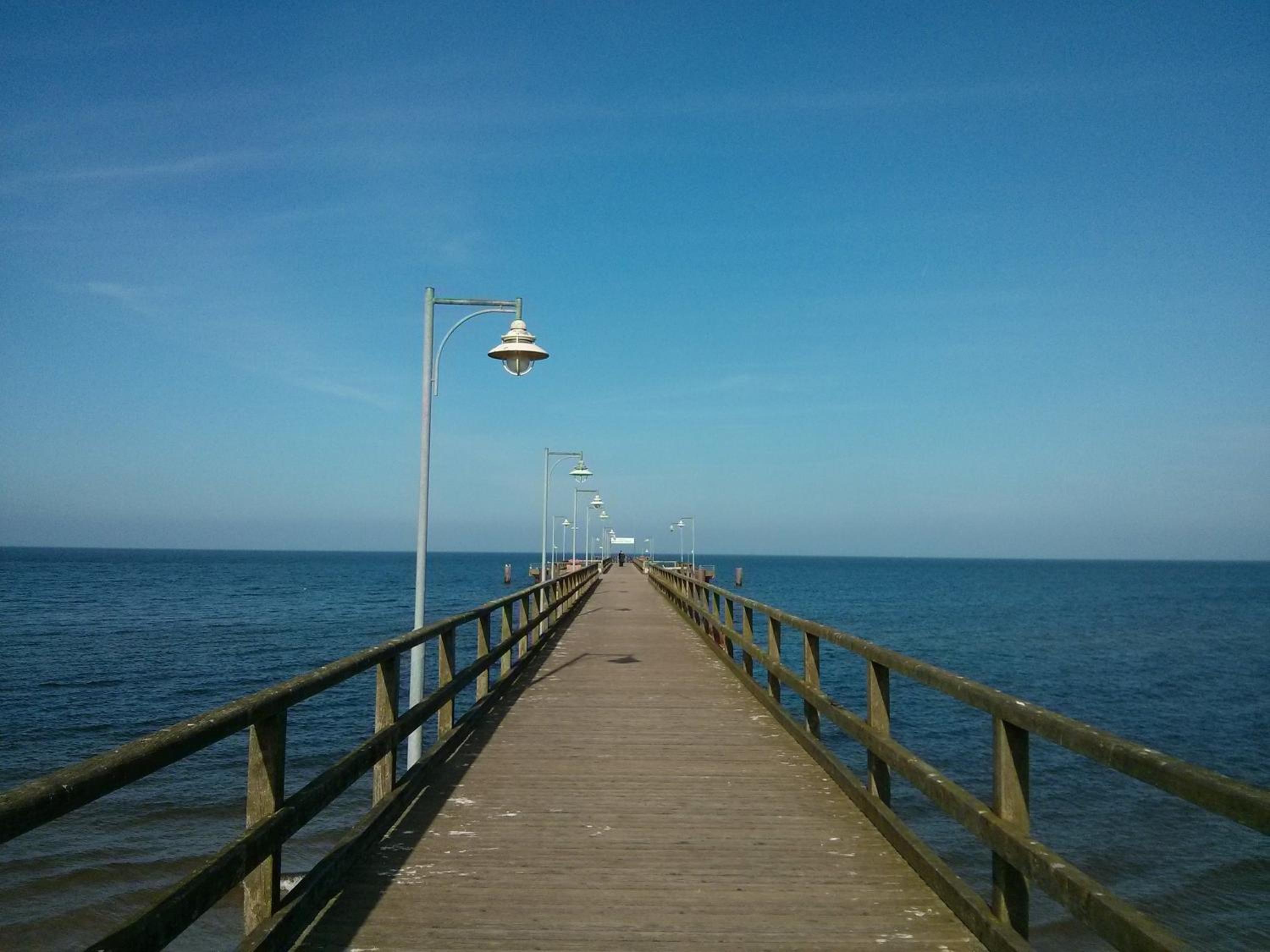 Traumblick und Komfort - lichtdurchflutete 85 qm Wohnung nahe Südstrand Göhren inklusive Schwimmbad und Sauna im AHOI Sellin