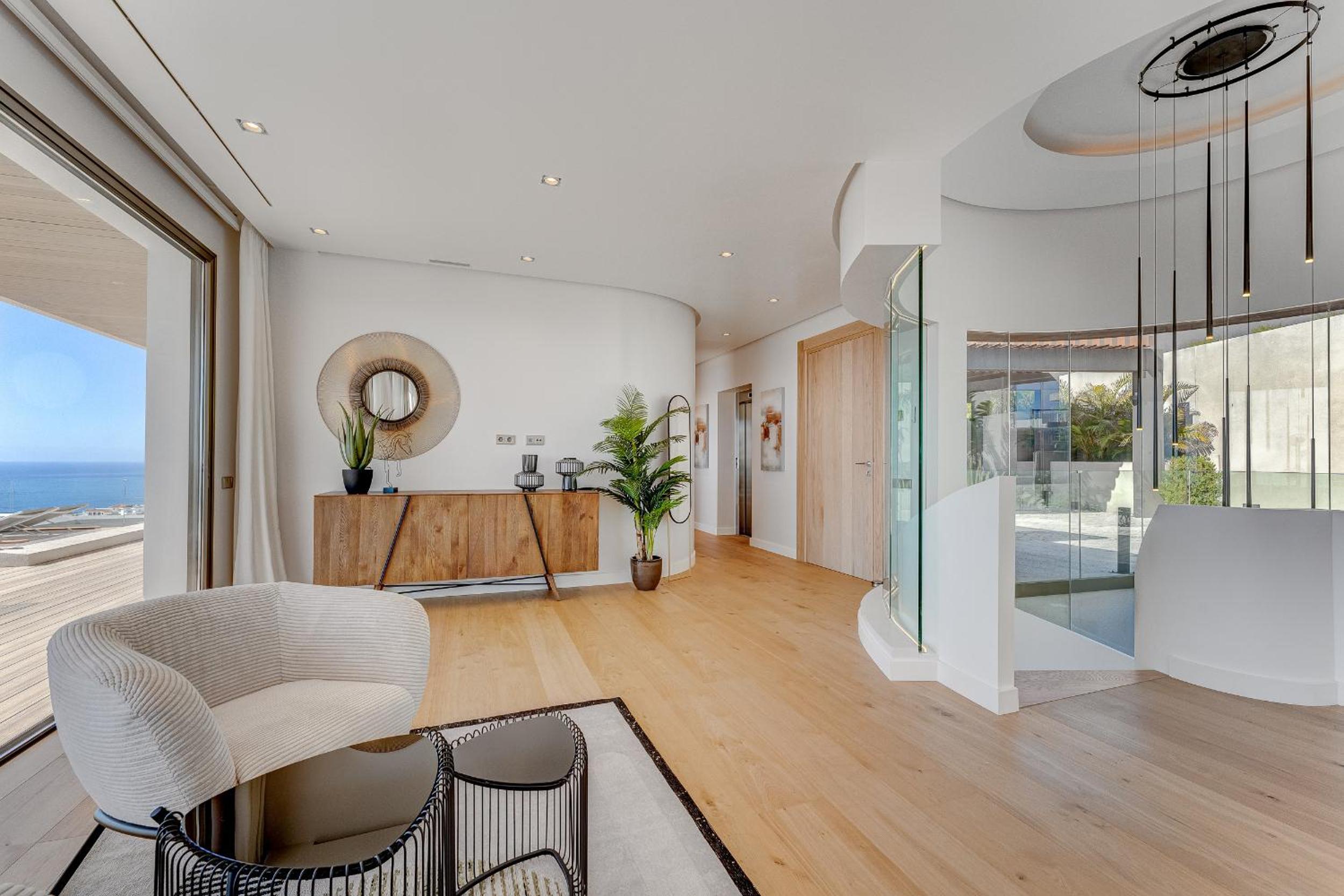 Serenity Heights - Luxury Concierge Services
