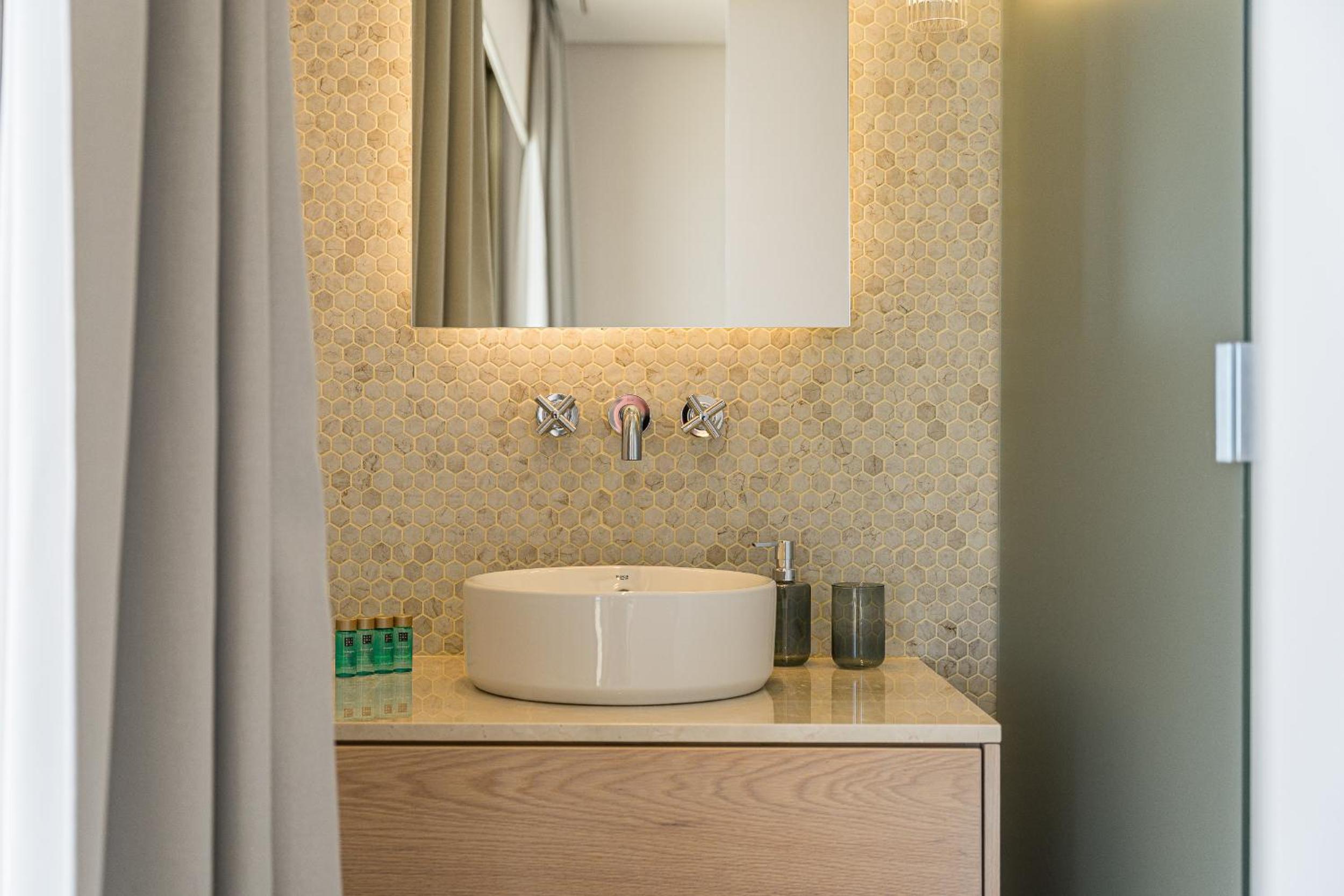 Serenity Heights - Luxury Concierge Services