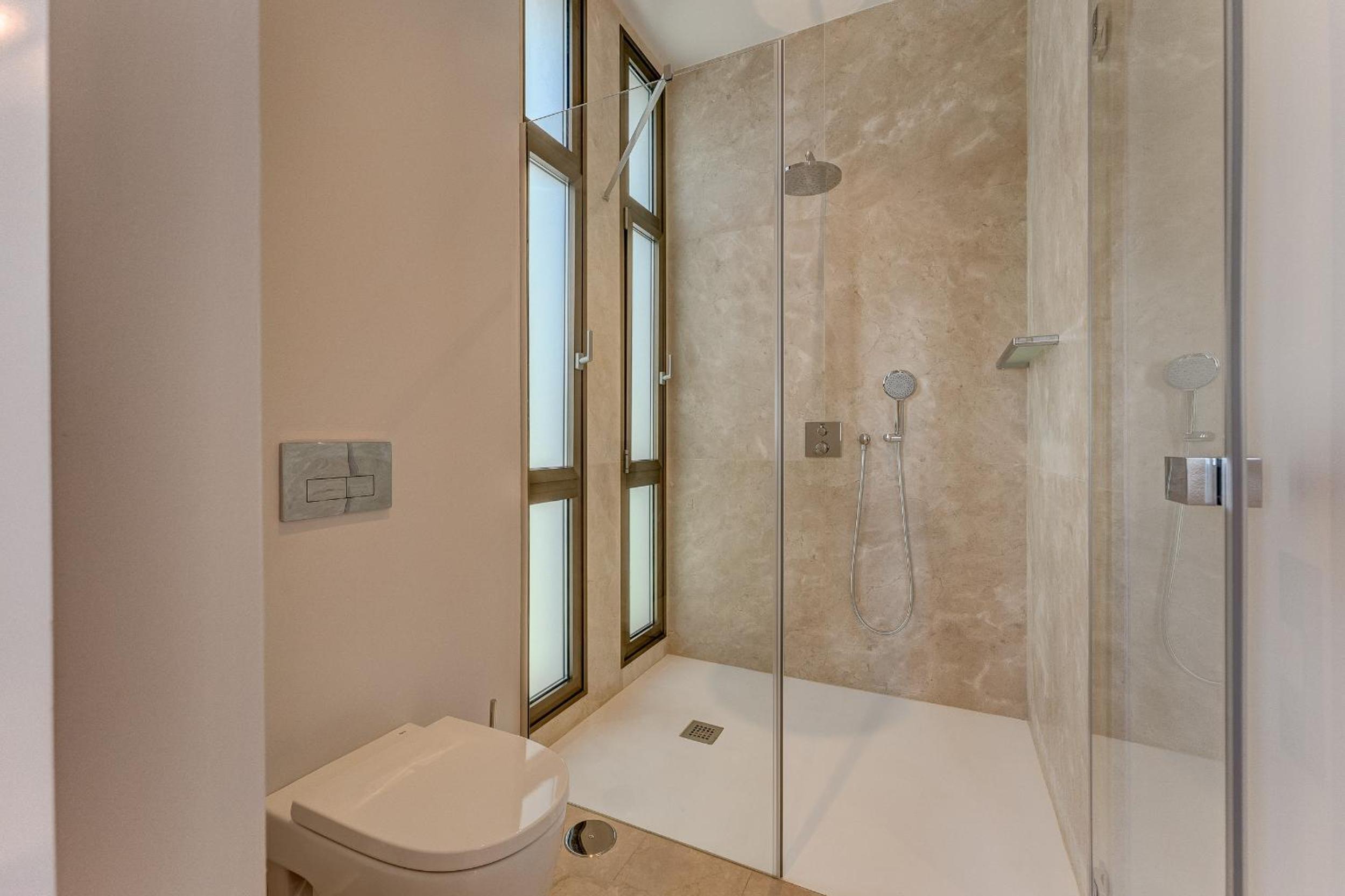 Serenity Heights - Luxury Concierge Services
