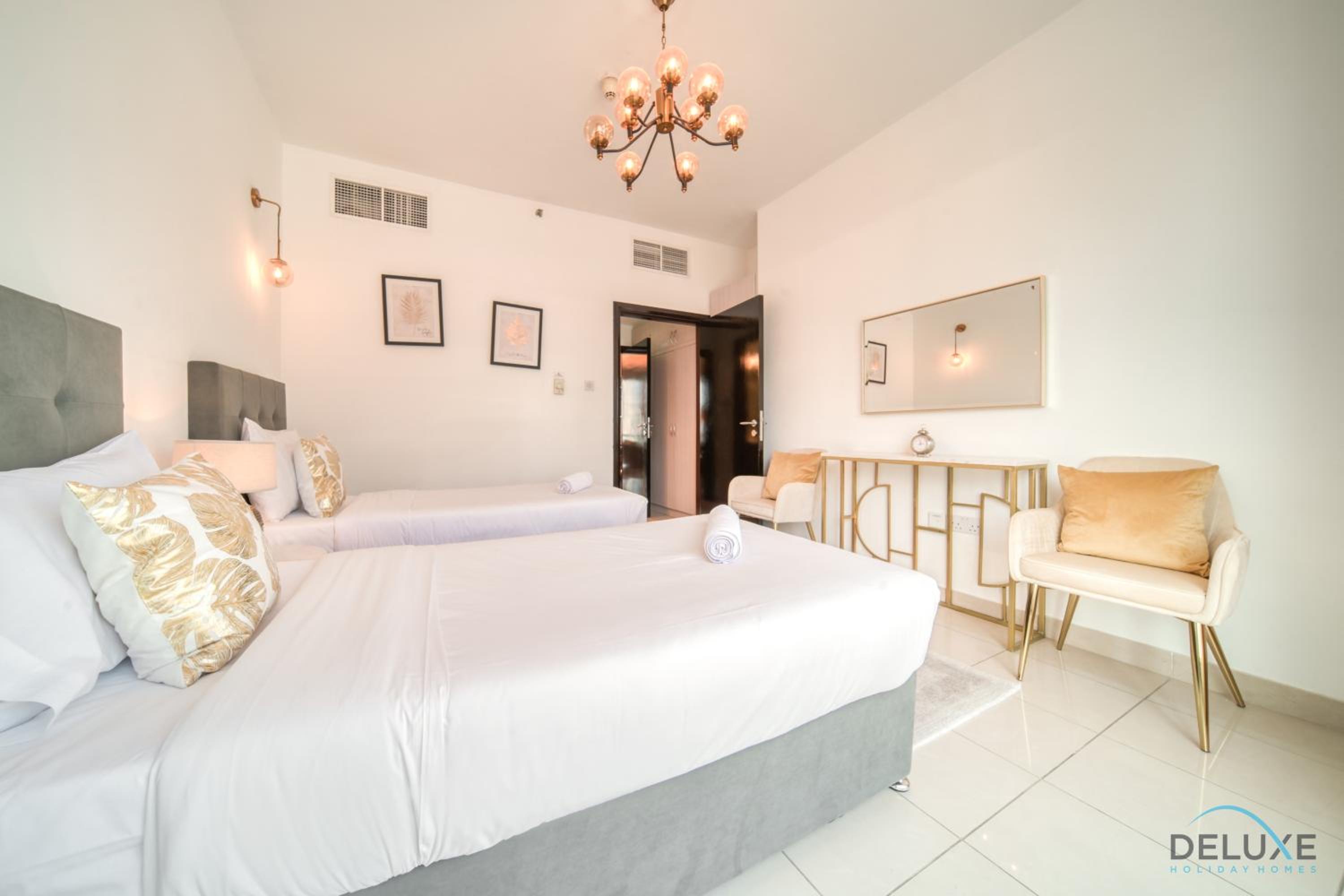 Classy 2BR at La Riviera Dubai Marina by Deluxe Holiday Homes
