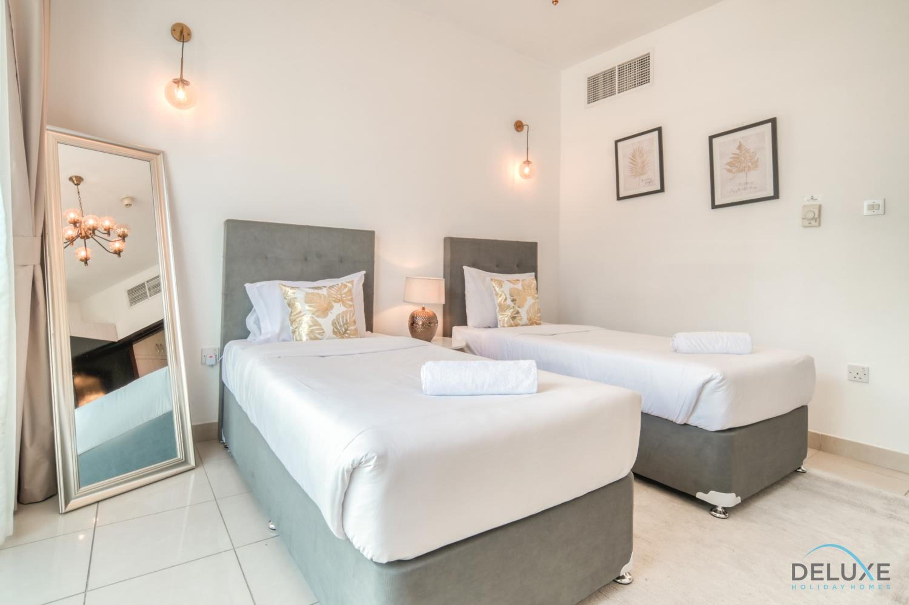 Classy 2BR at La Riviera Dubai Marina by Deluxe Holiday Homes