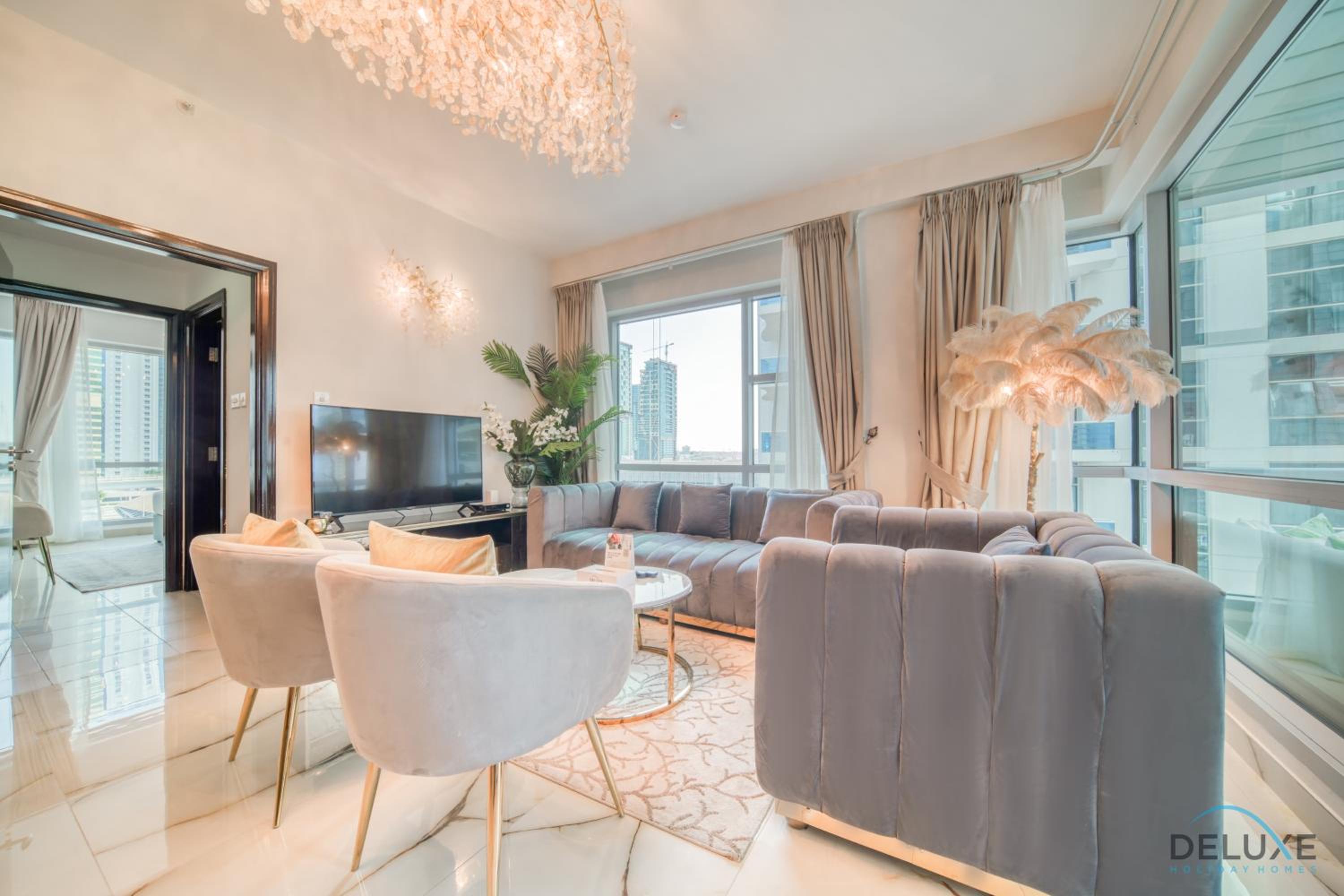Classy 2BR at La Riviera Dubai Marina by Deluxe Holiday Homes