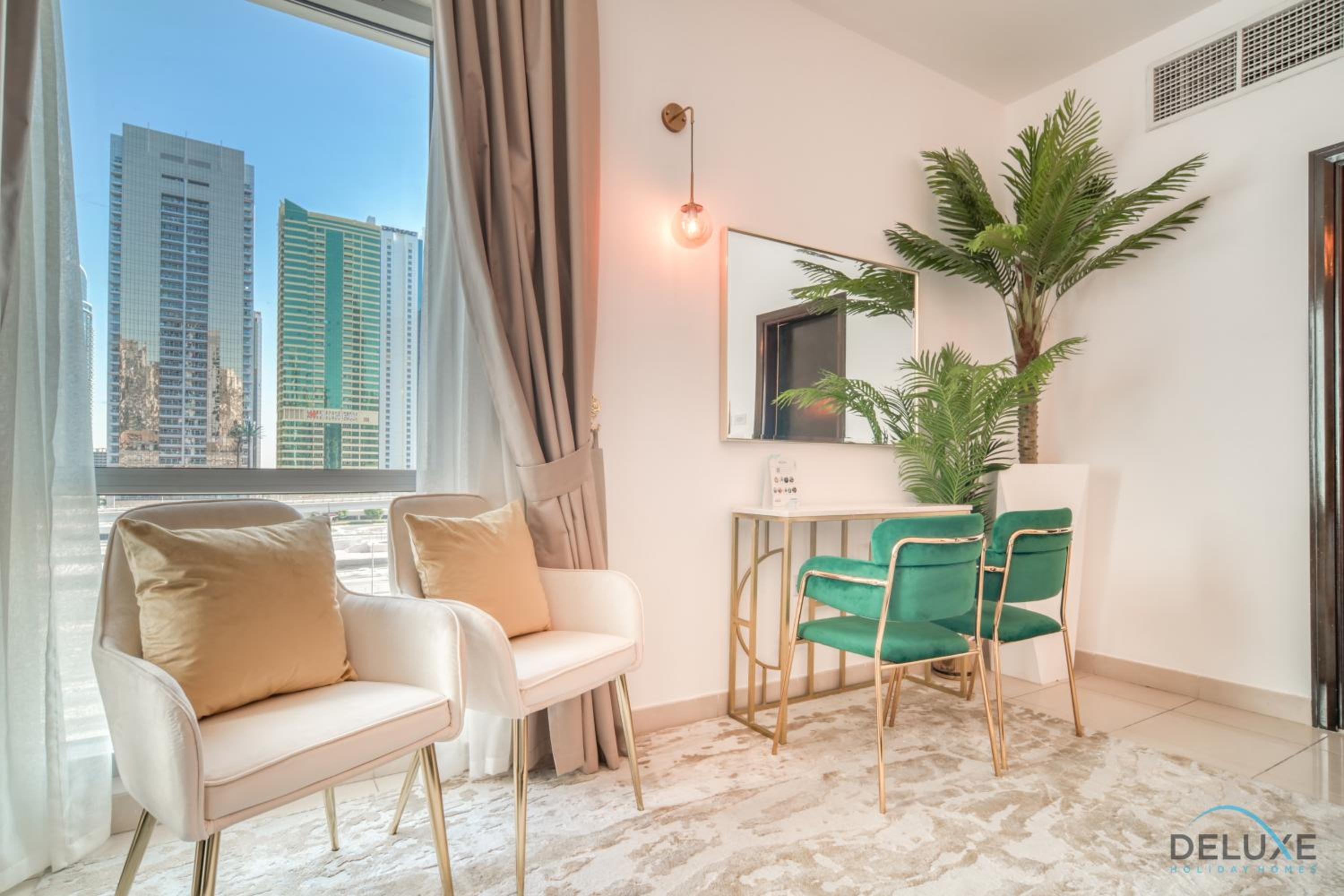 Classy 2BR at La Riviera Dubai Marina by Deluxe Holiday Homes