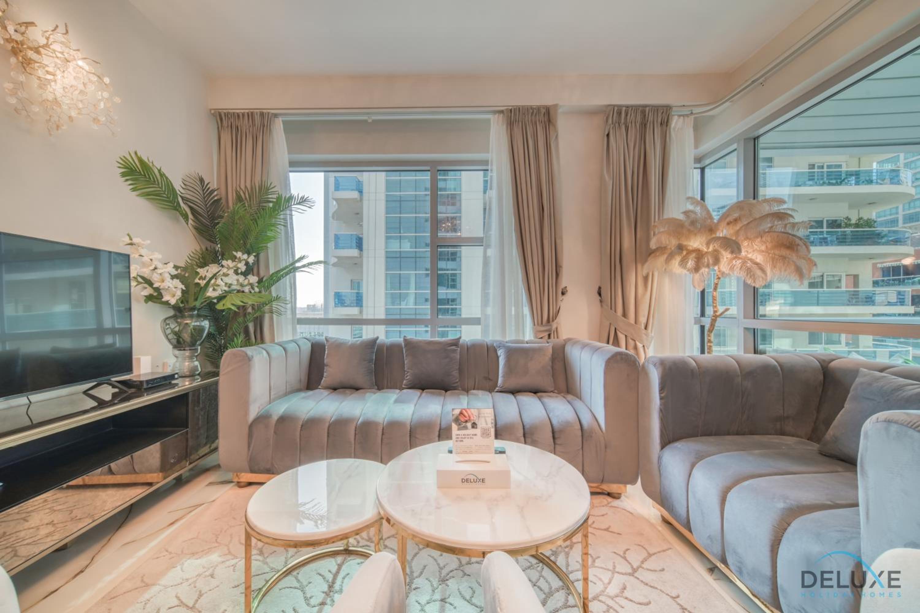 Classy 2BR at La Riviera Dubai Marina by Deluxe Holiday Homes