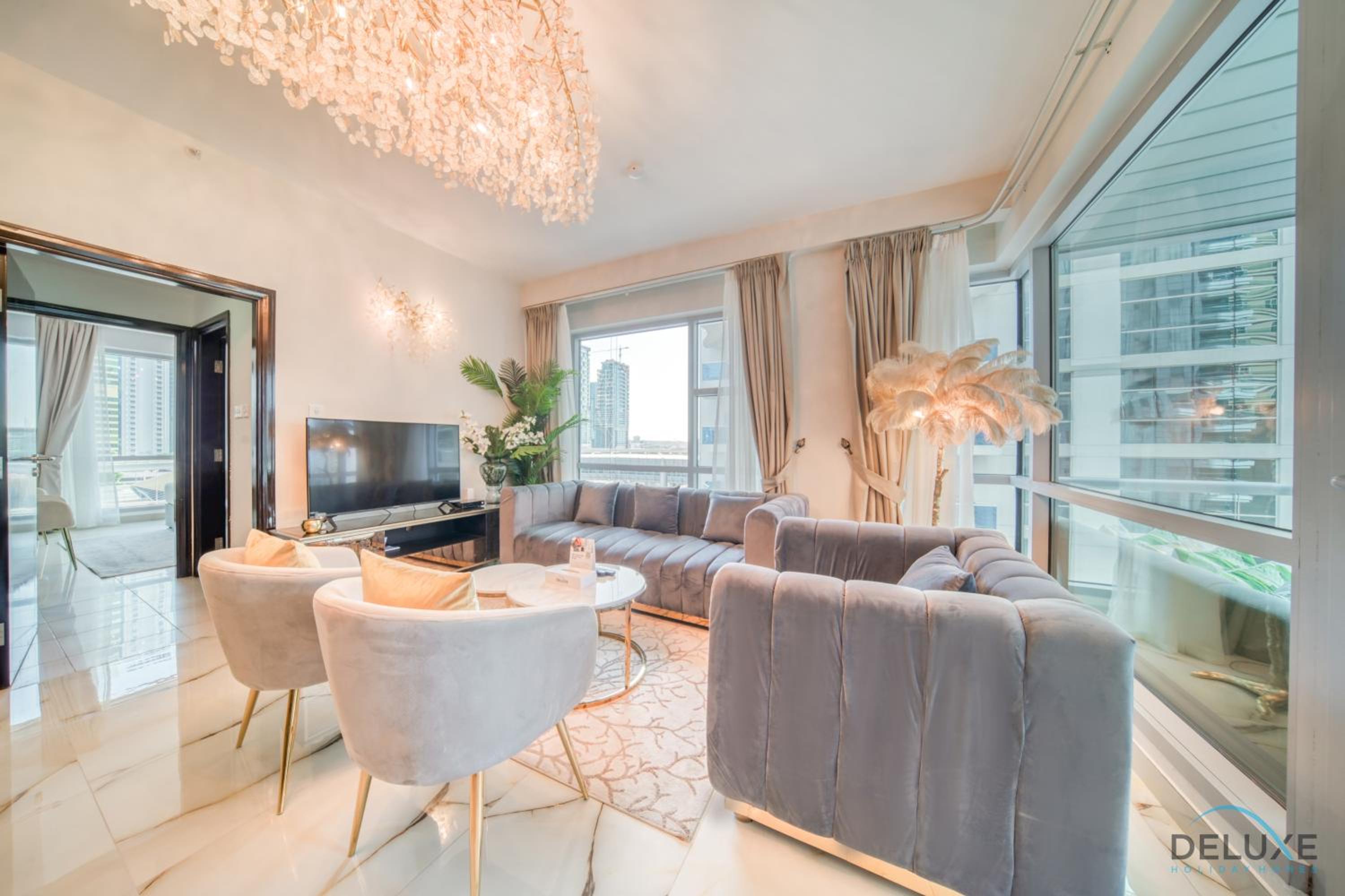 Classy 2BR at La Riviera Dubai Marina by Deluxe Holiday Homes