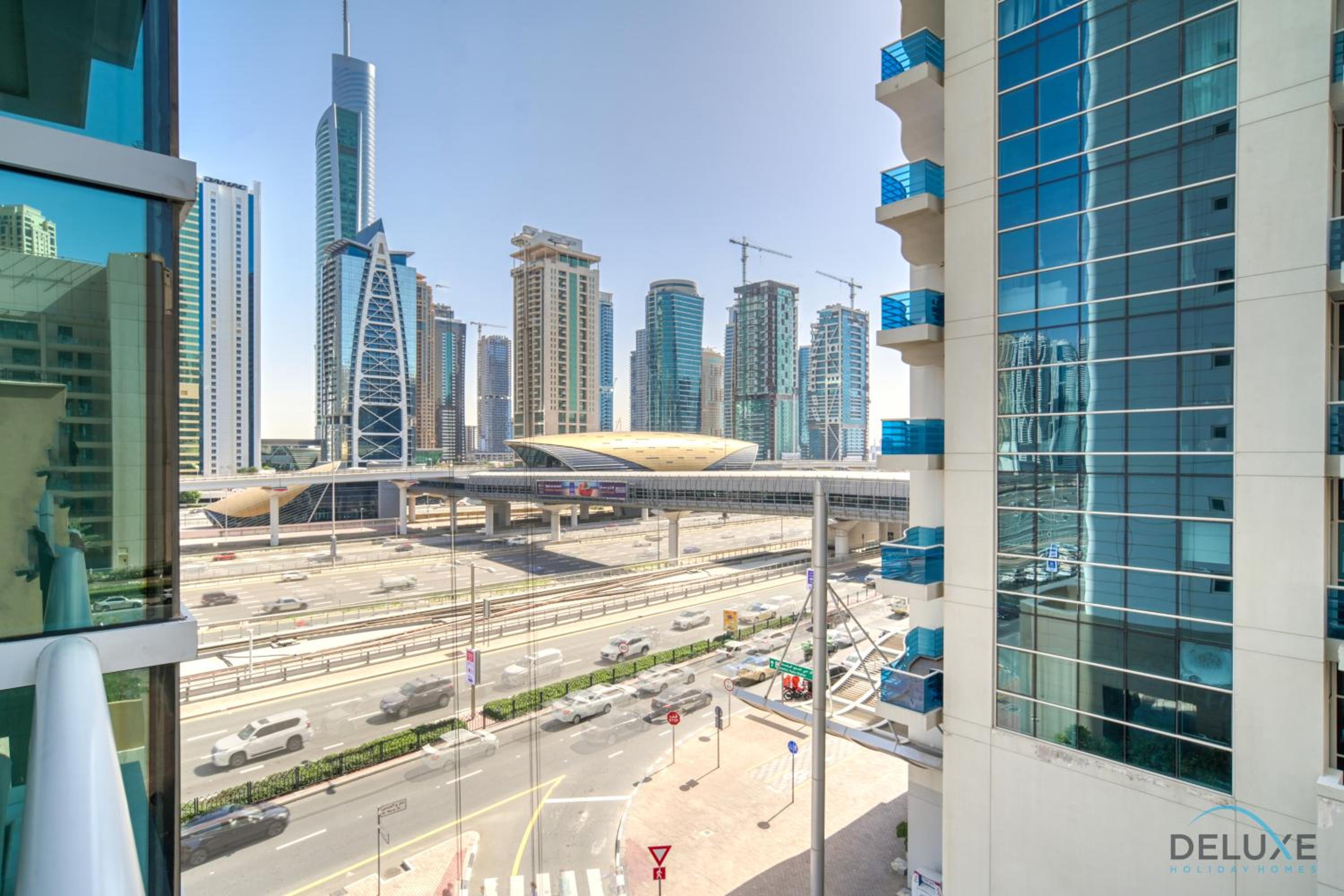 Classy 2BR at La Riviera Dubai Marina by Deluxe Holiday Homes