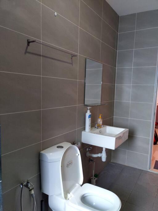 IdamanKu Comfort Apartment - HYVE SOHO Cyberjaya photo 4