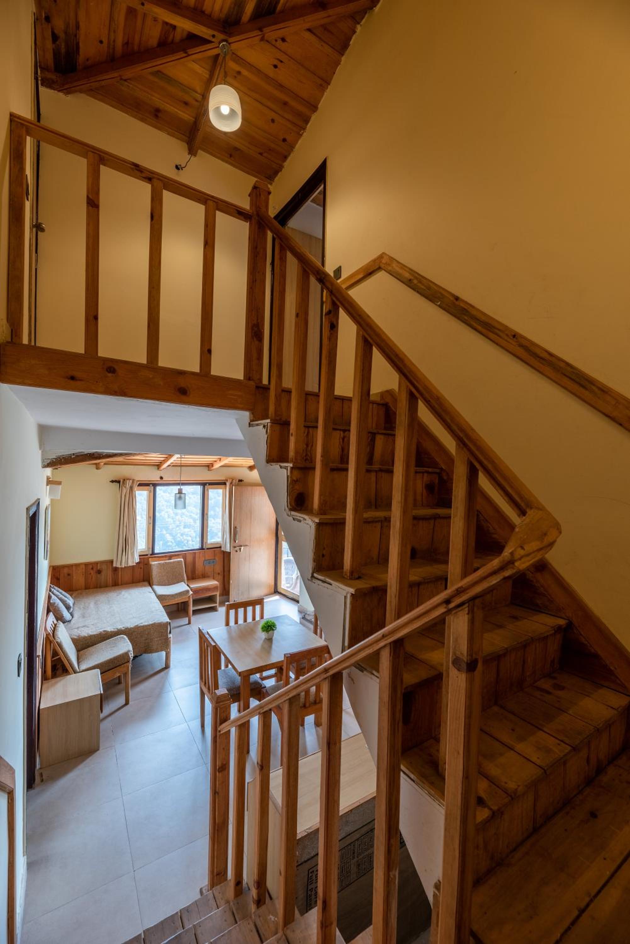 Pet-Friendly 2 Br with Mountain View - Dream Cottage 5 view 3