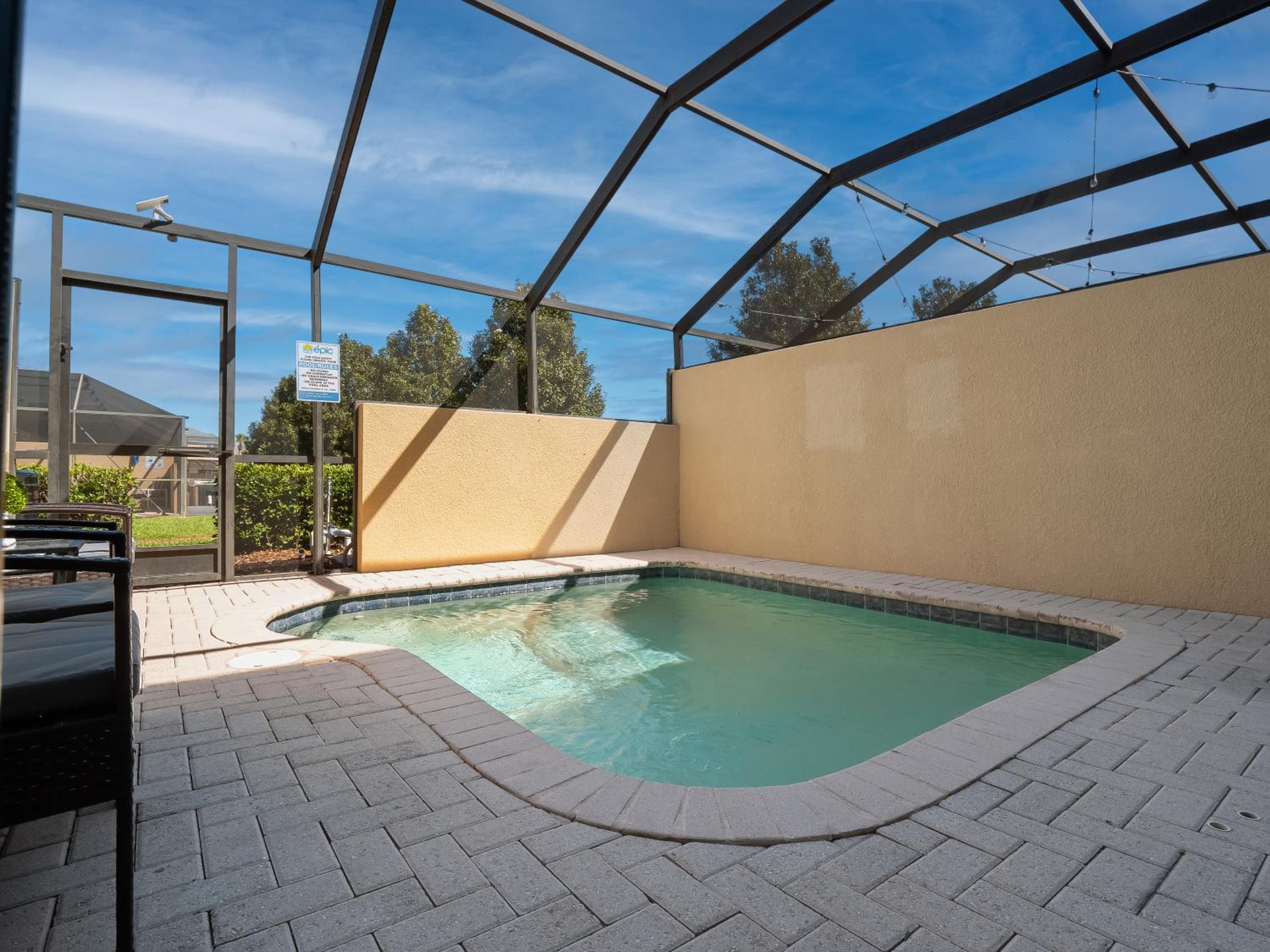 Private Pool Disney Townhome - Walk to Water Park