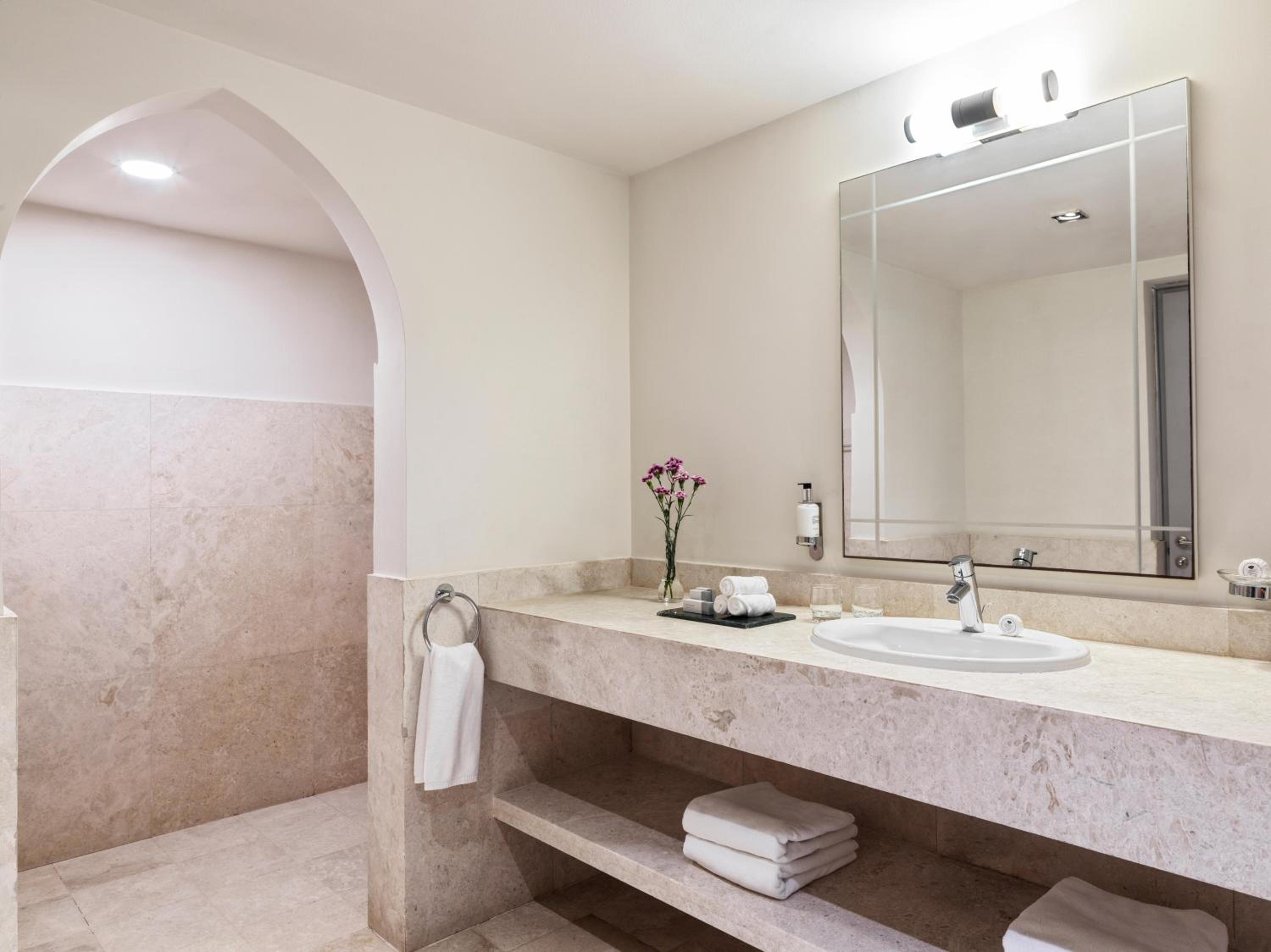 Fanar Hotel & Residences — photo 124