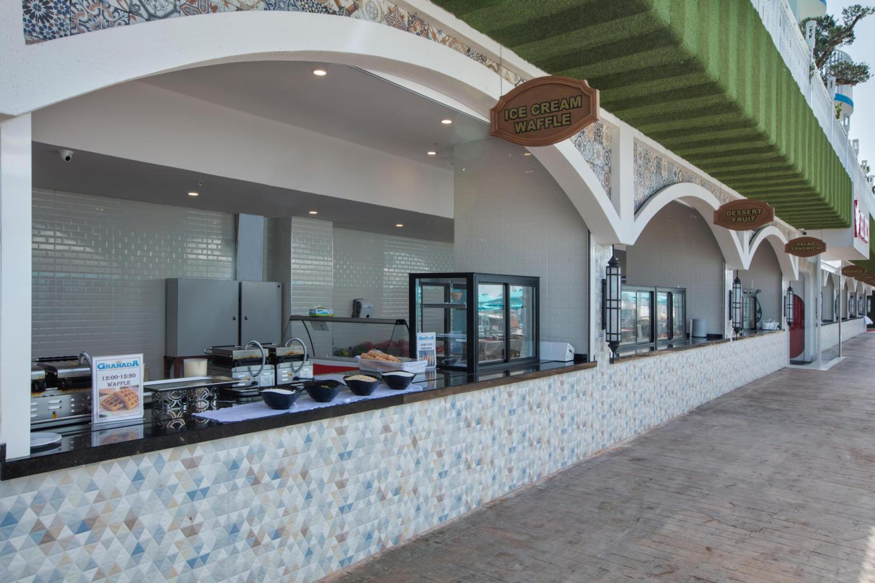 Granada Luxury Beach-Ultra All Inclusive — photo 47