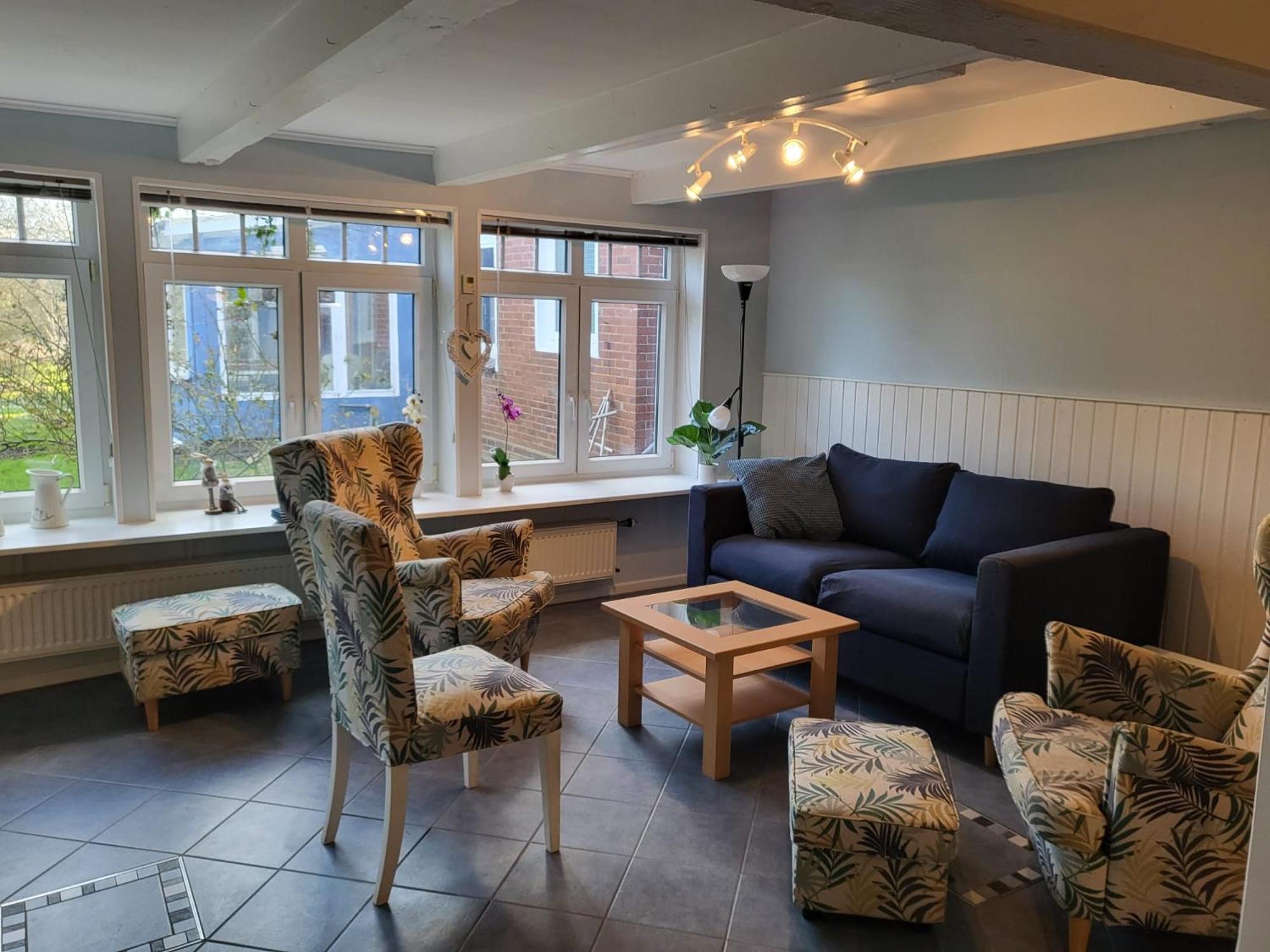 Urlaub im blauen Haus