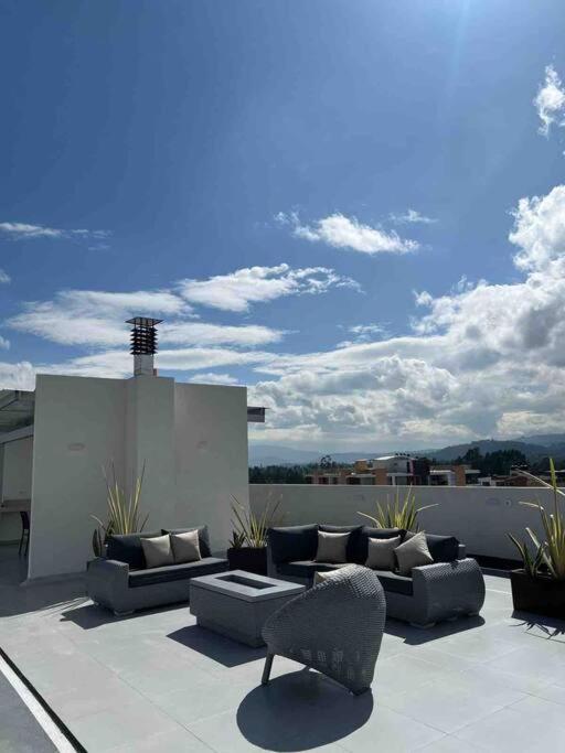 Amplio apartamento lujoso al lado del lago
