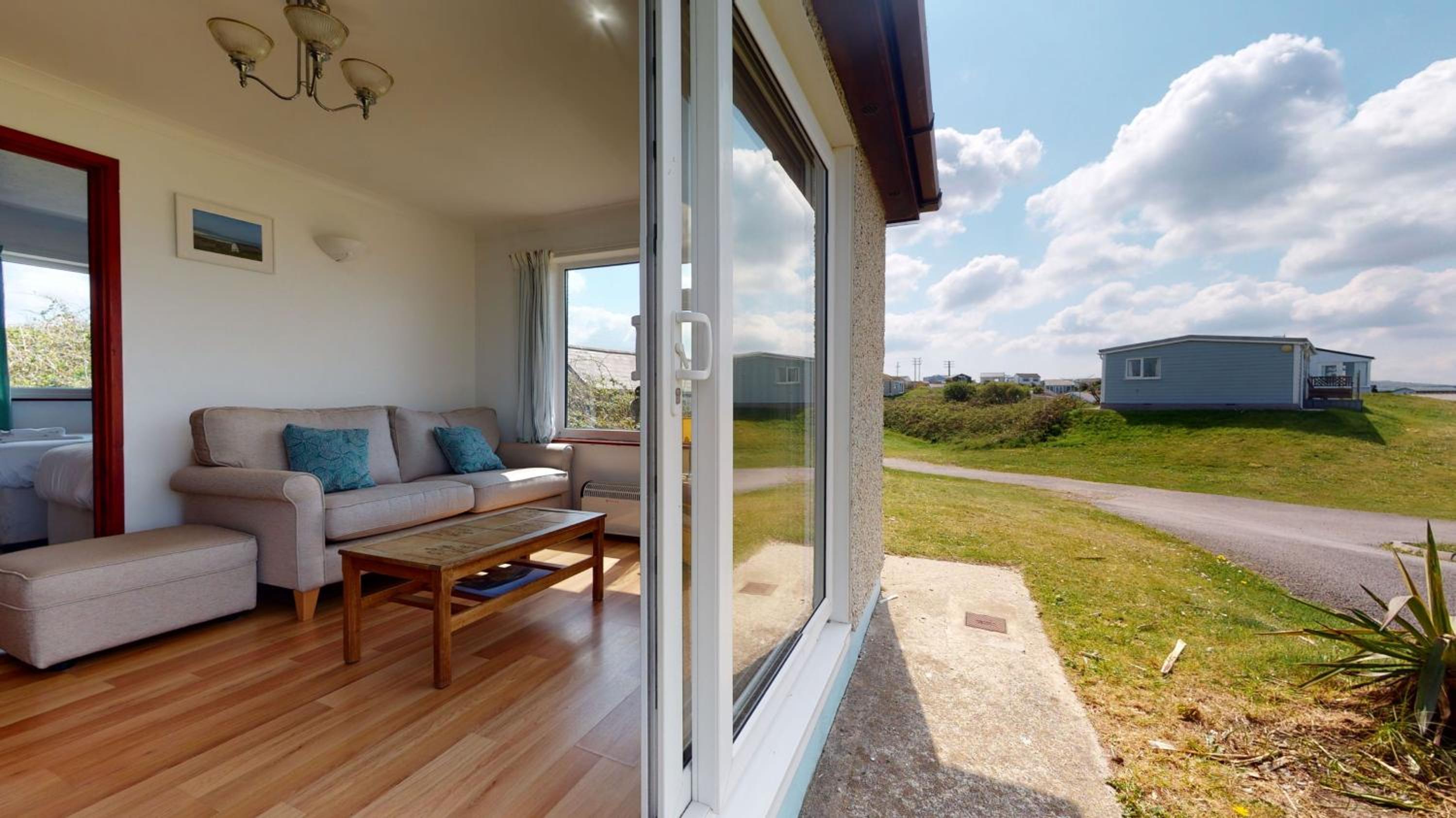F30 Fernside, Riviere Towans view 3