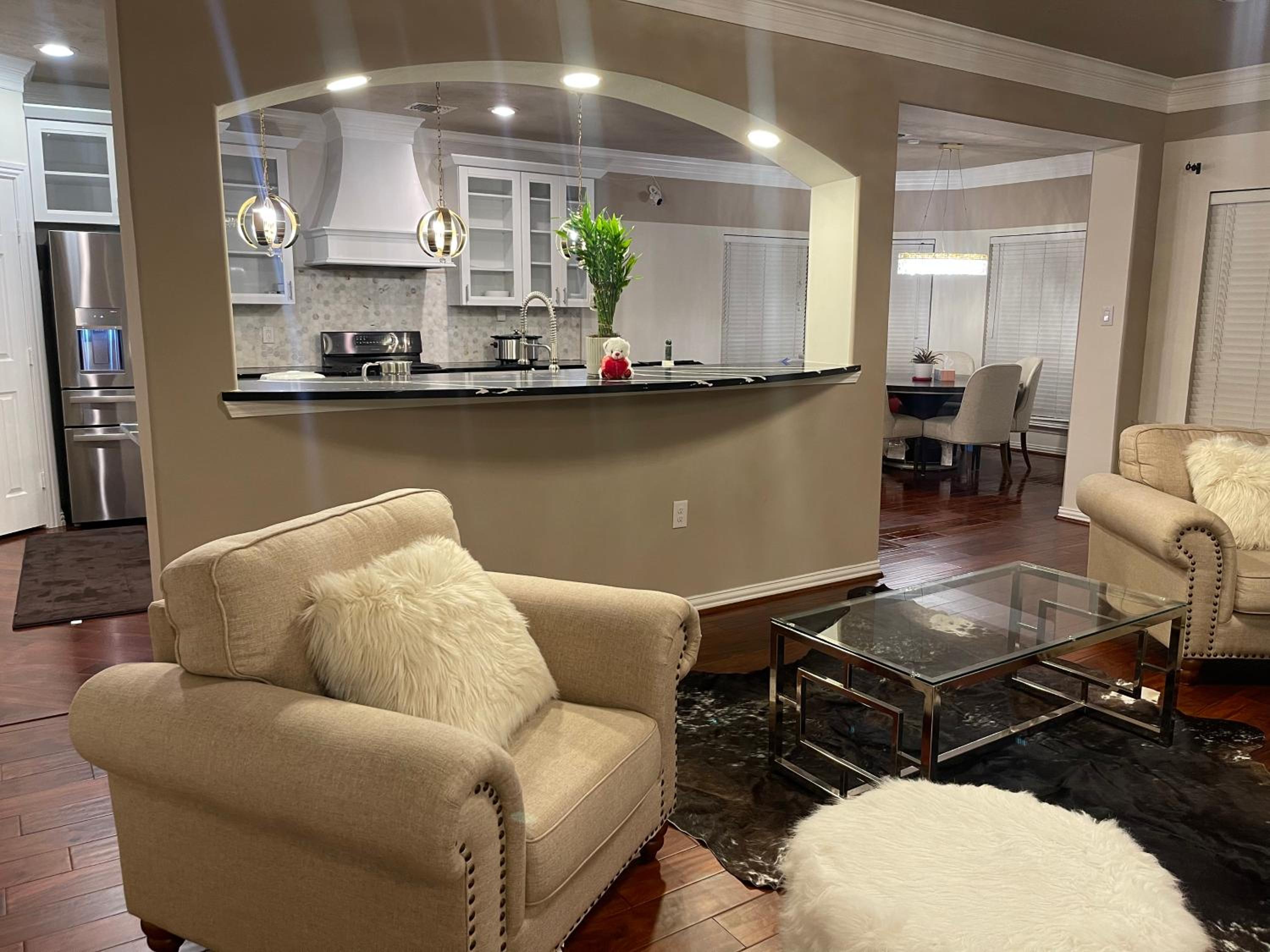 AFRA Home with huge garden Houston, Texas