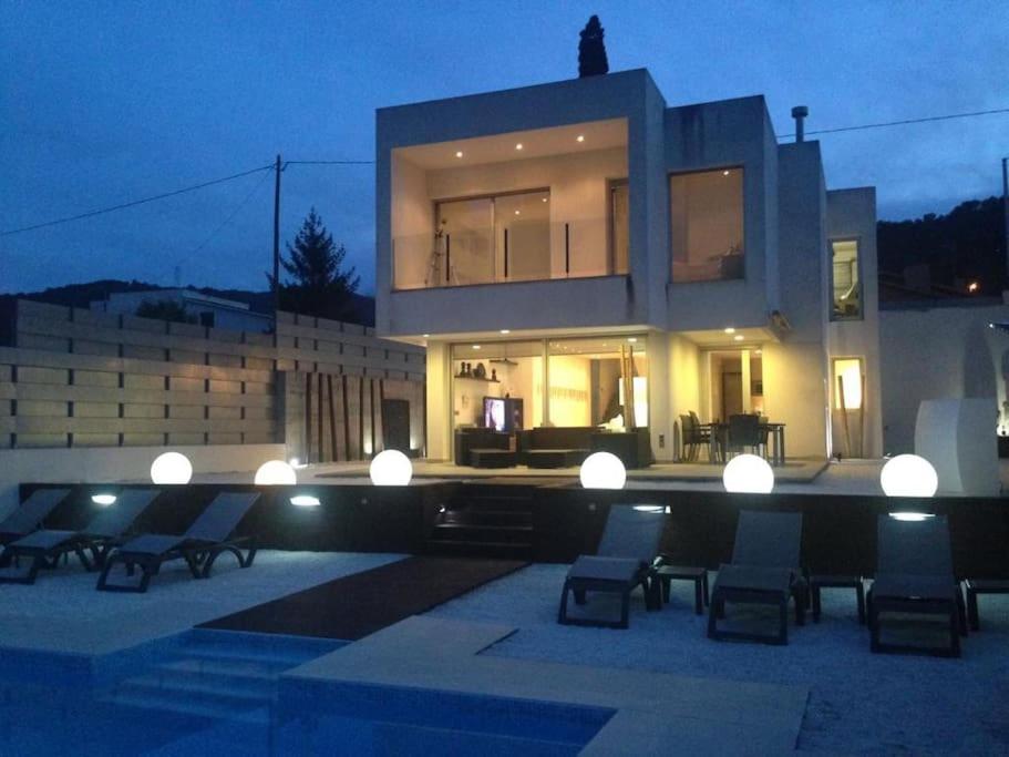 Exclusiva Villa de Lujo con piscina