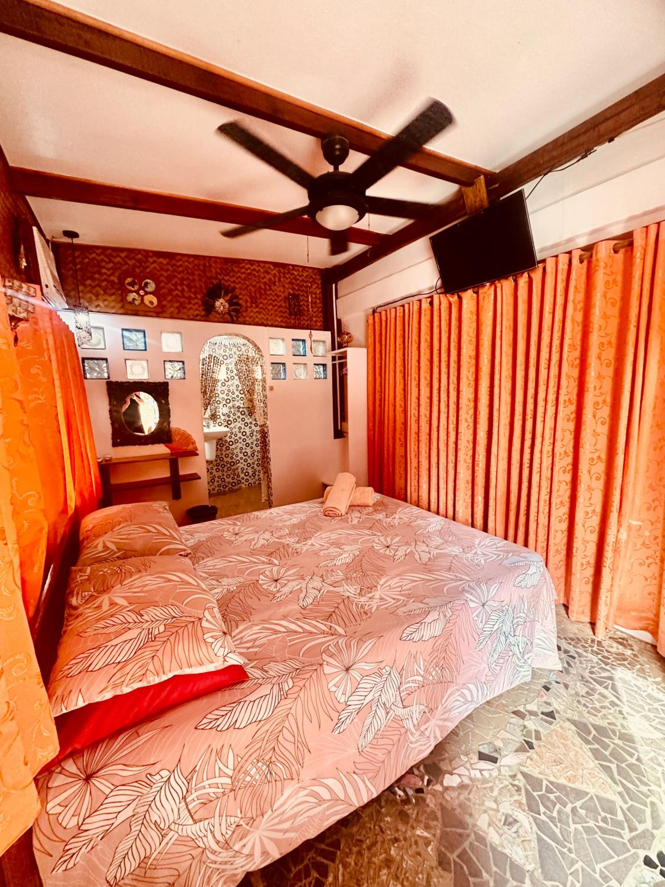 Lala Panzi Bed and Breakfast