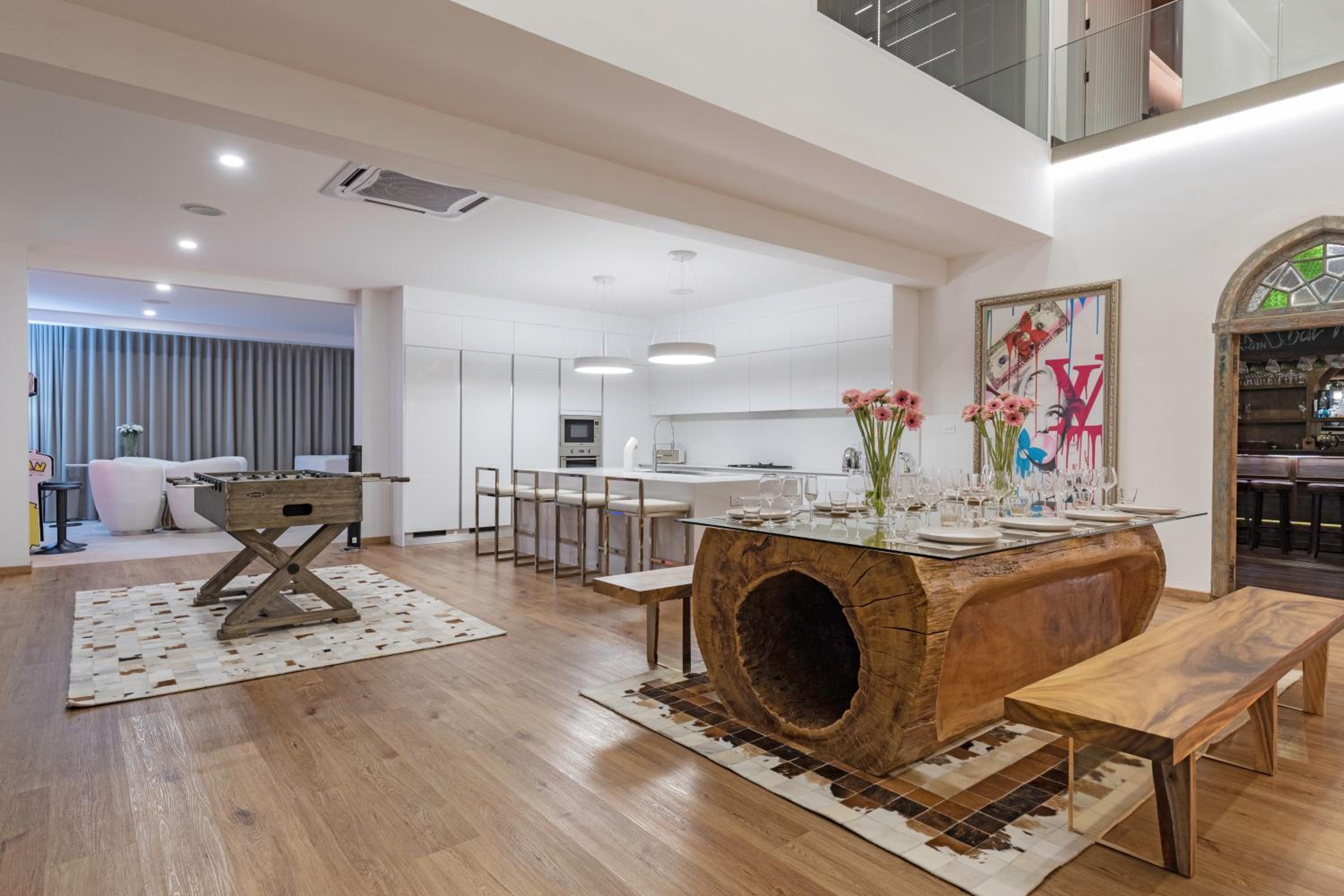 Palm Villa - Award Winning Modern Luxury & Exclusive Villa view 4