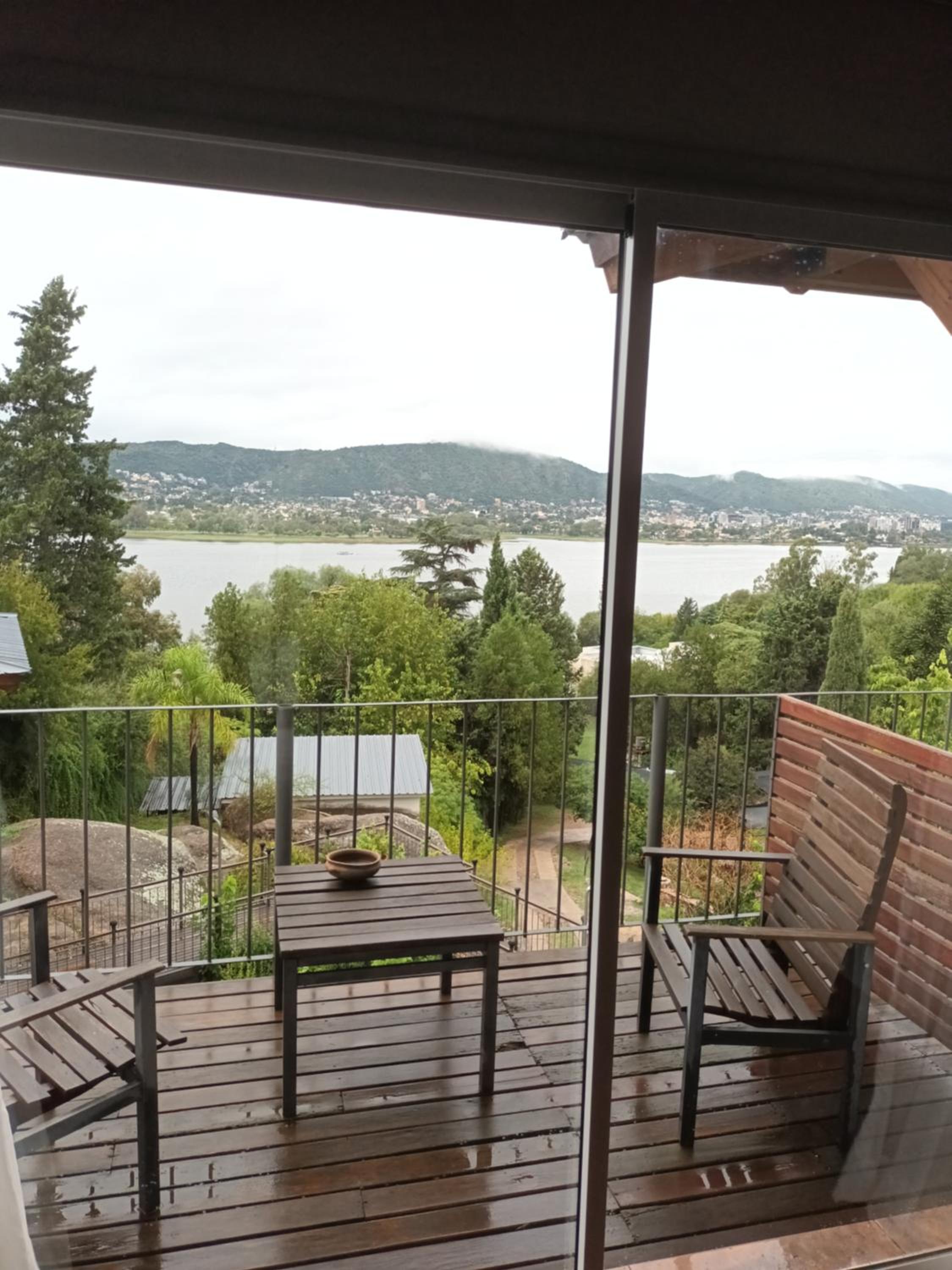 balcony