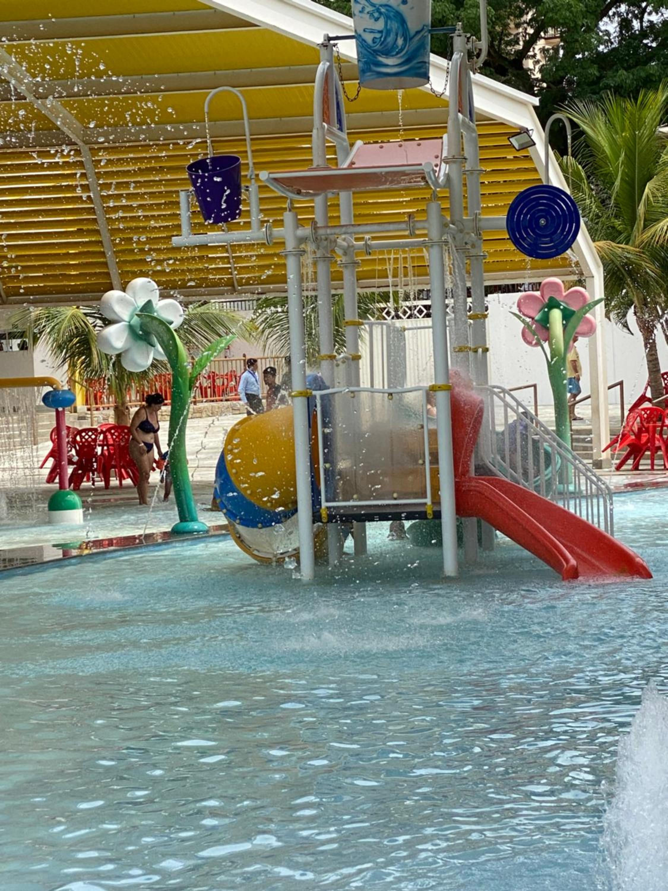 Piazza DiRoma Acqua Park- Parque aquático grátis