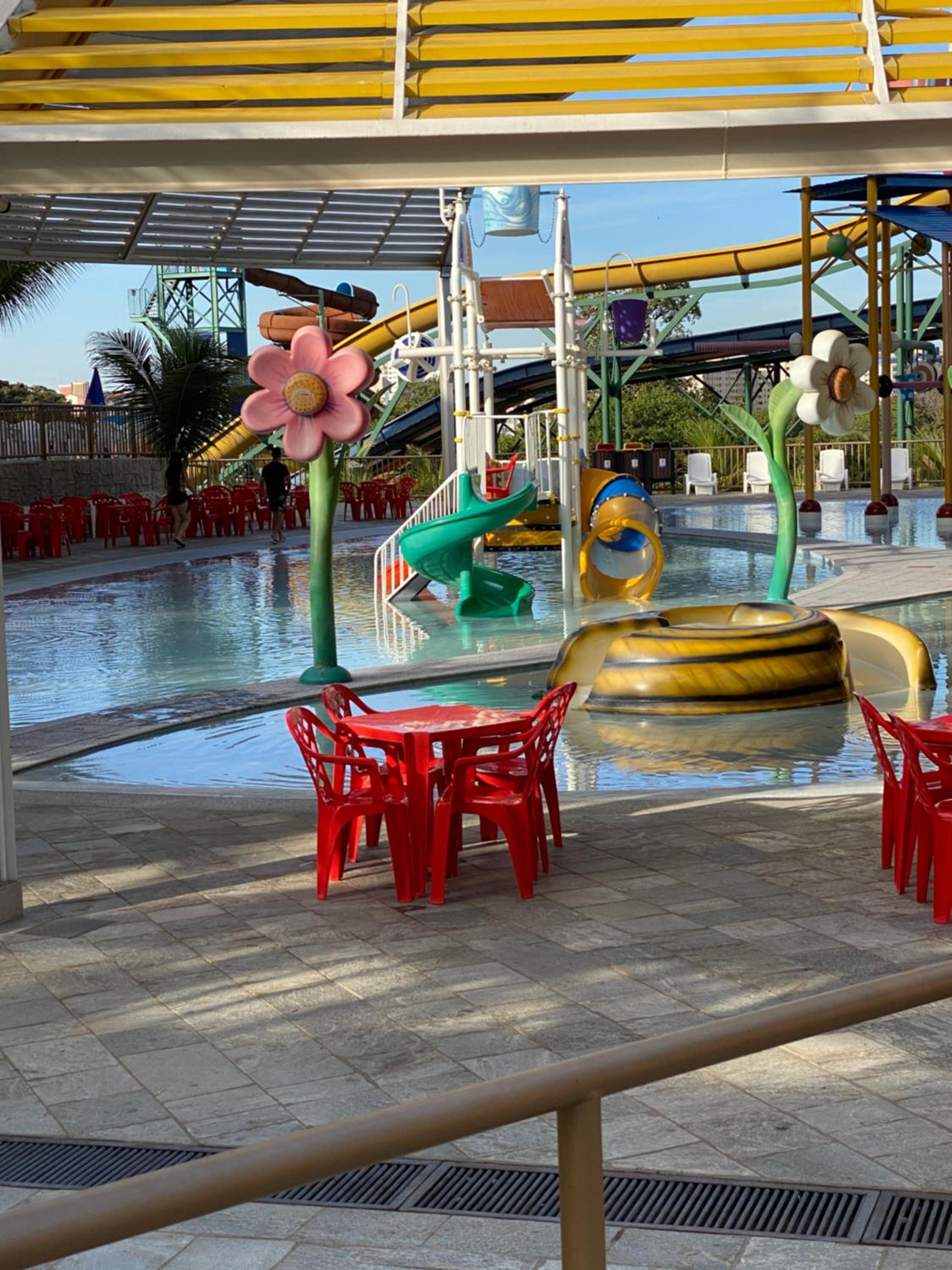 Piazza DiRoma Acqua Park- Parque aquático grátis
