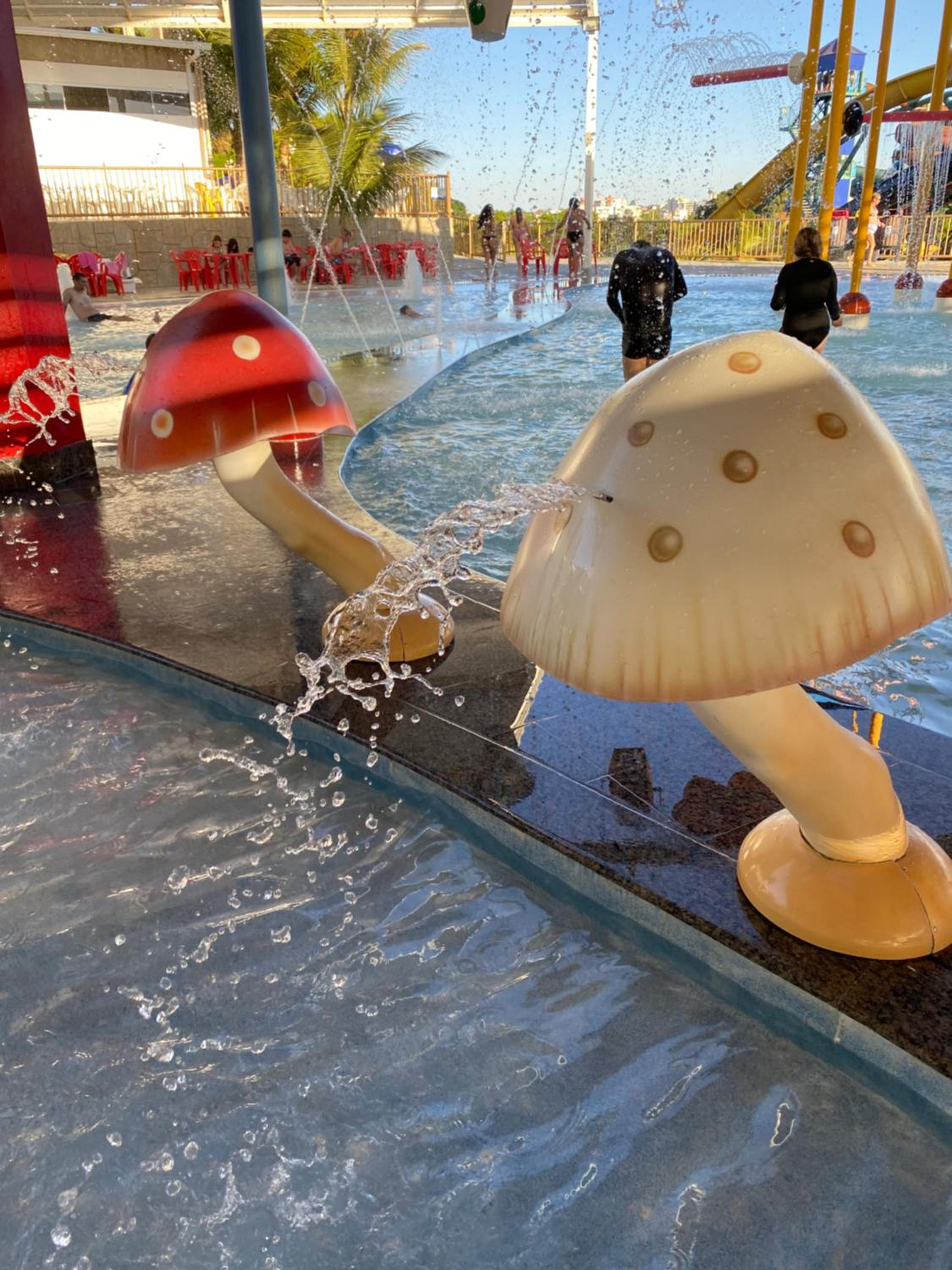 Piazza DiRoma Acqua Park- Parque aquático grátis