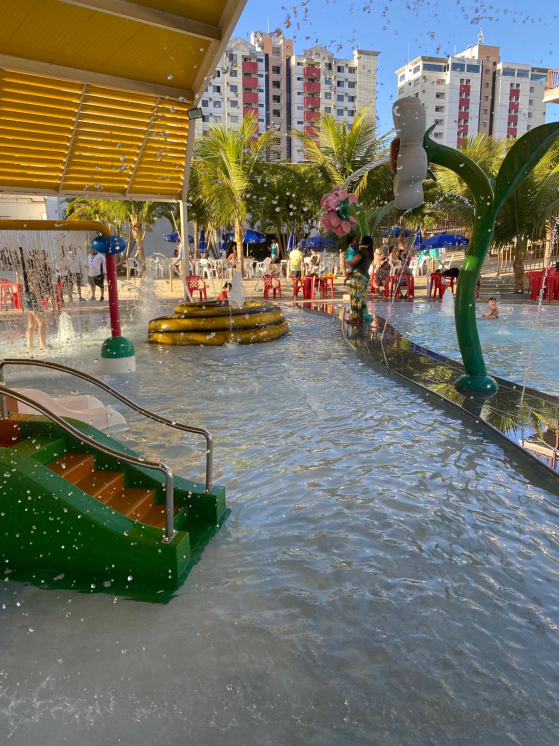Piazza DiRoma Acqua Park- Parque aquático grátis