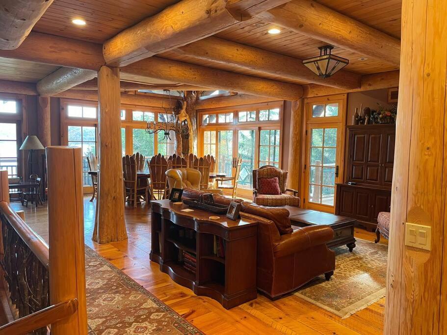 Seneca Lodge view 5