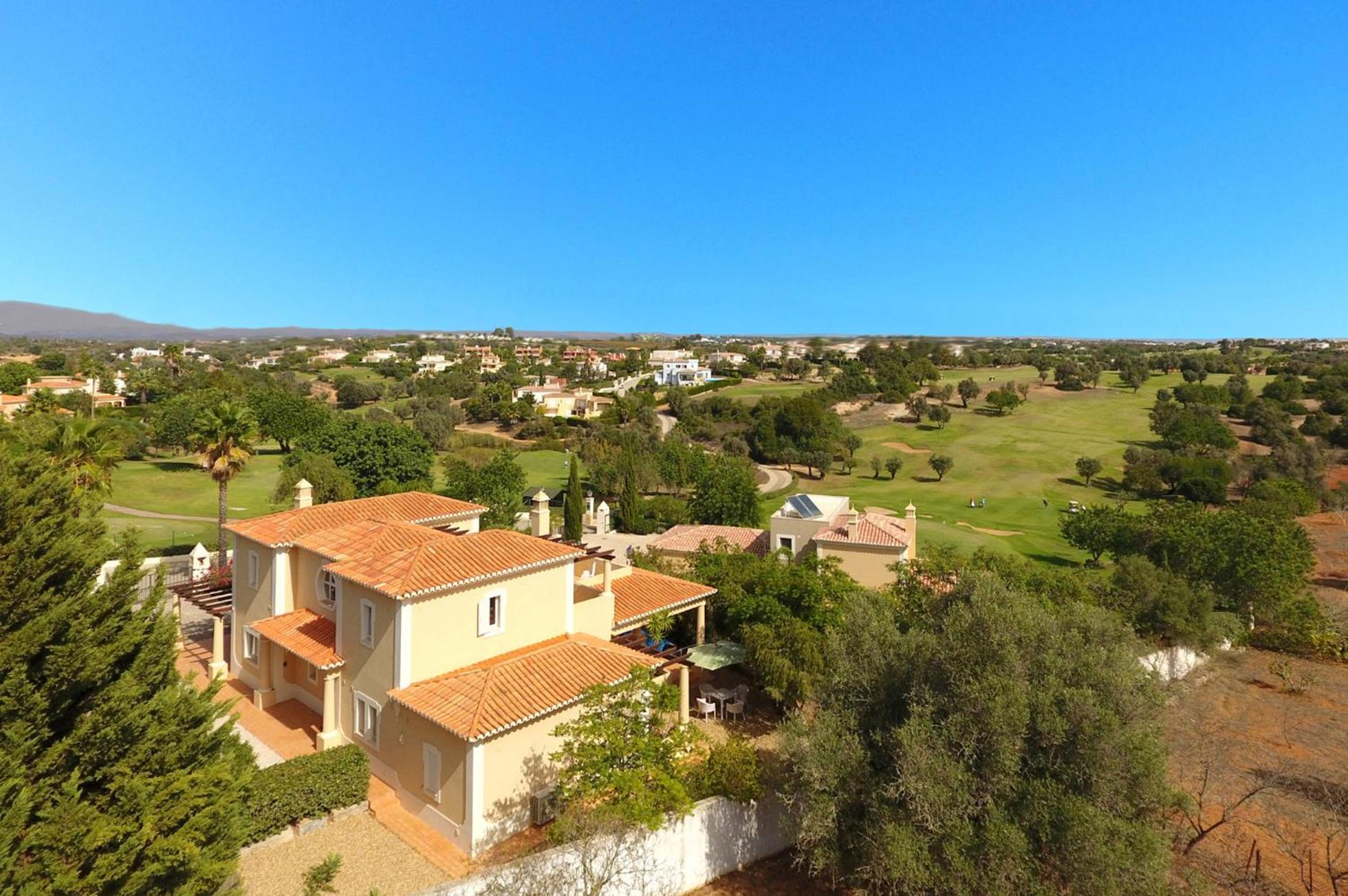 Perfect Golf & Beach Villa for 8 people view 4