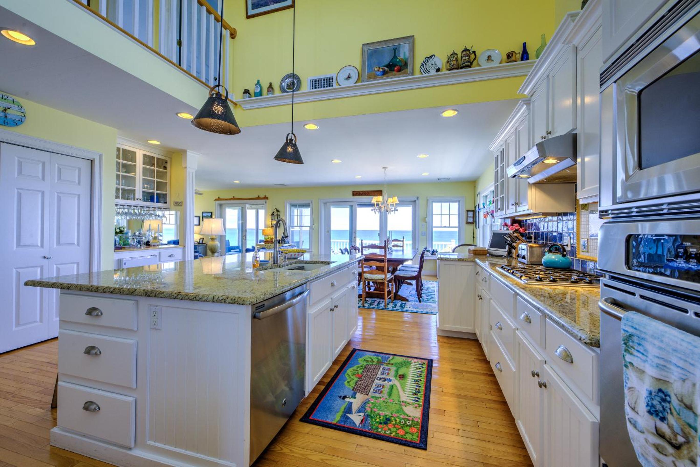 Spacious Oceanfront Home w/ Sun Bay Views view 5