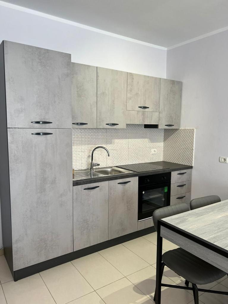 Cozy Apartment in Lungomare