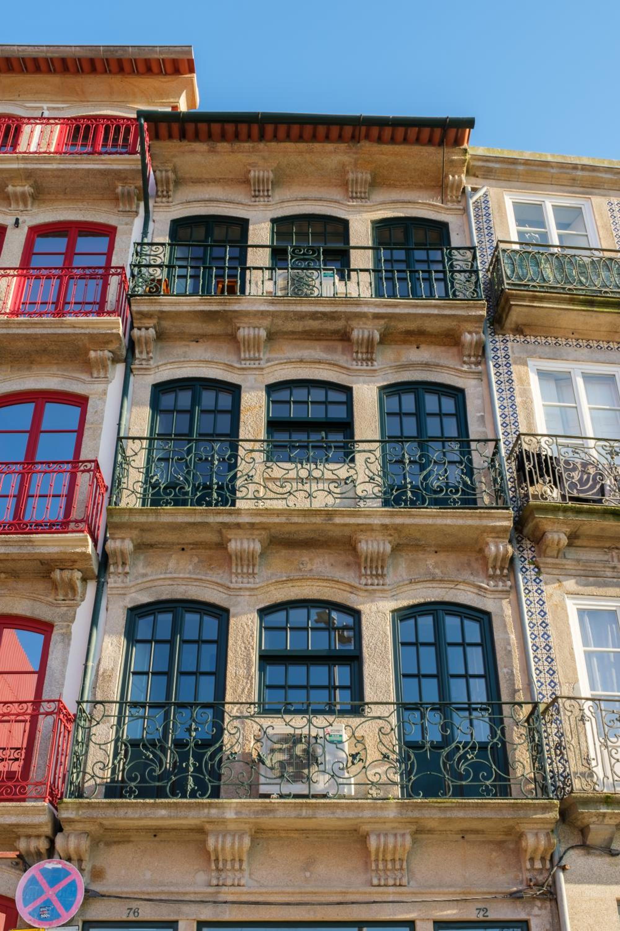 AgapeStay Porto