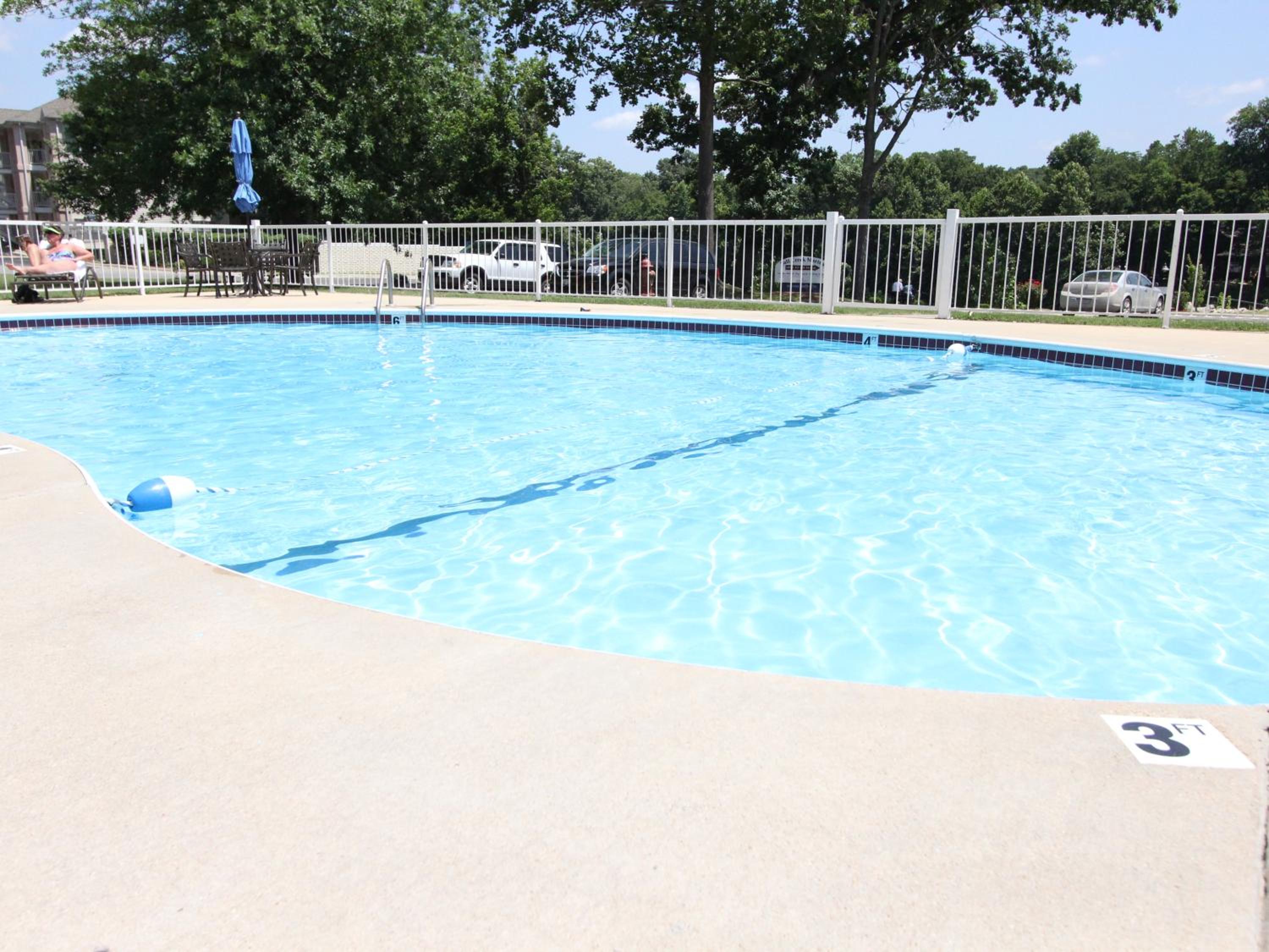 Fort Taneycomo Condo