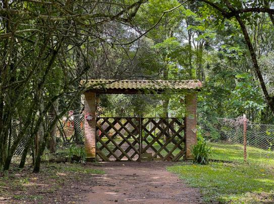 Casa nas Pedras - Sítio Nossa Paz