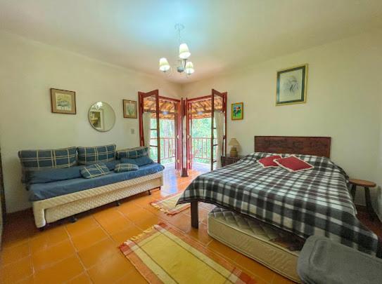 Casa nas Pedras - Sítio Nossa Paz