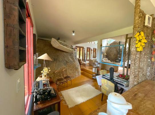 Casa nas Pedras - Sítio Nossa Paz
