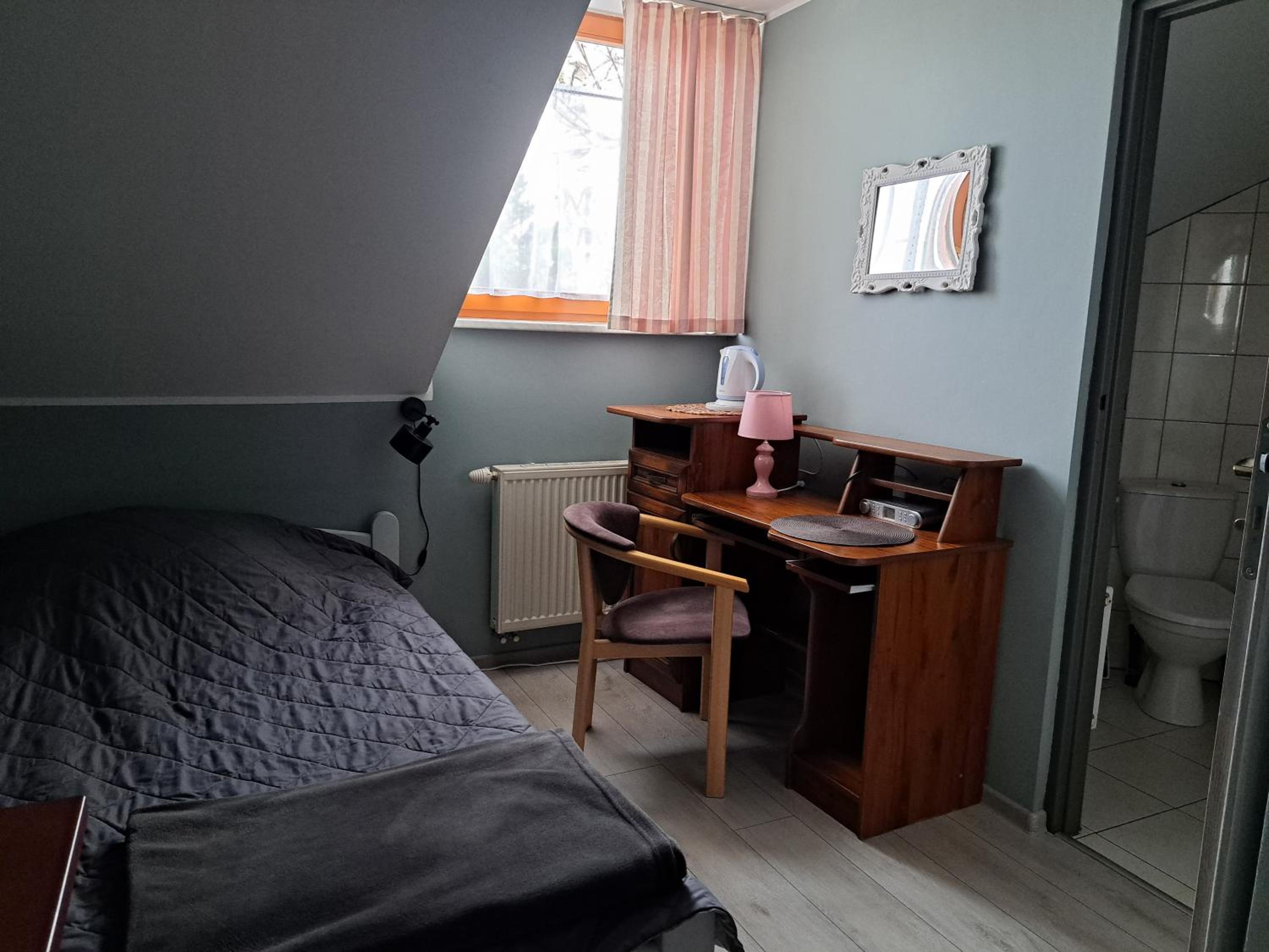 Photo 8