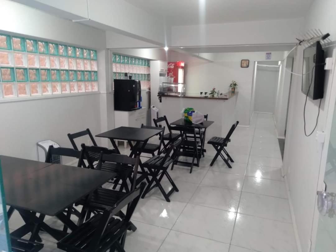Pousada cafe com margarida 150 metros do mar rua do calçadao da central