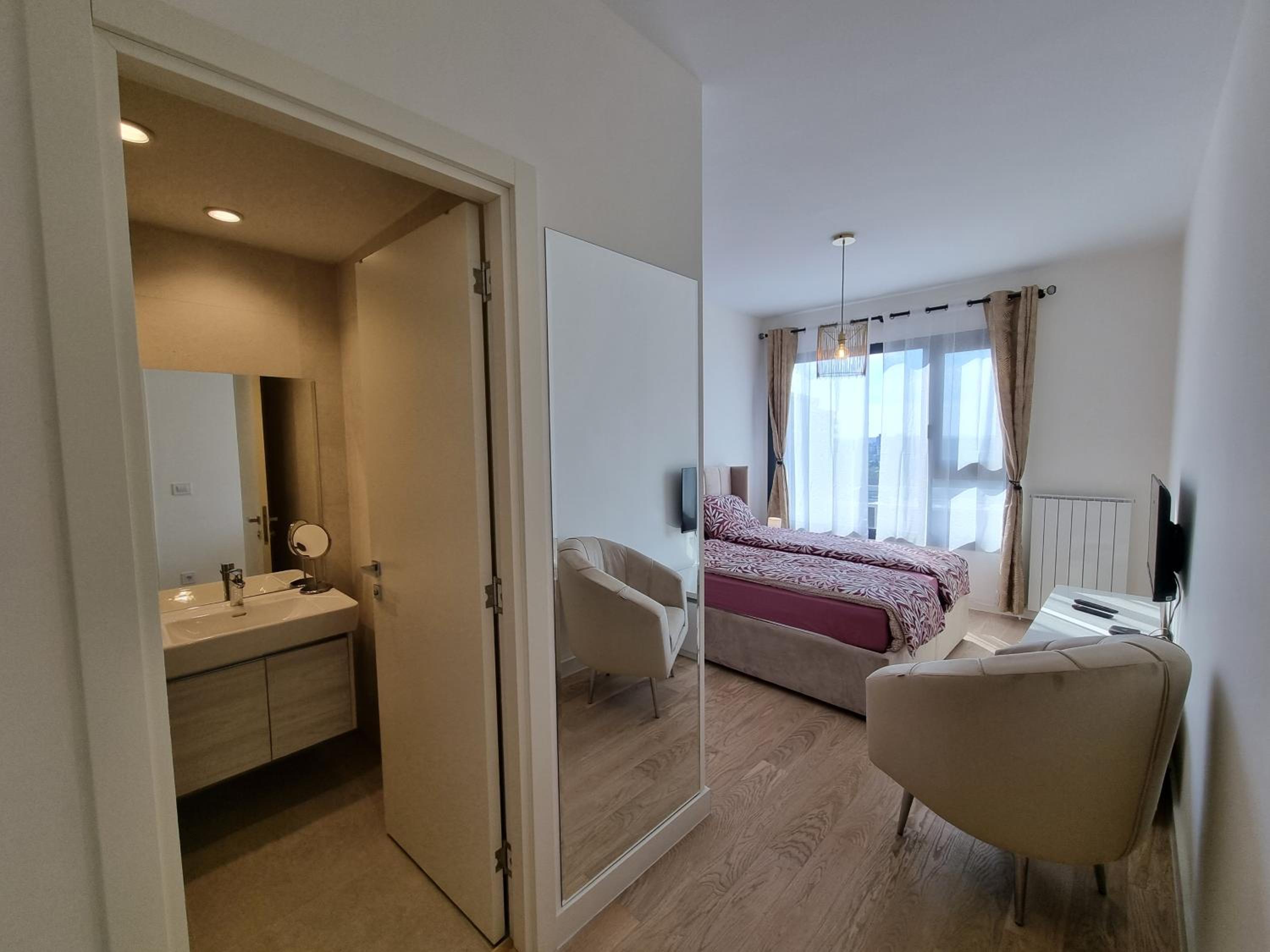 BW Aria deluxe apartments view 4
