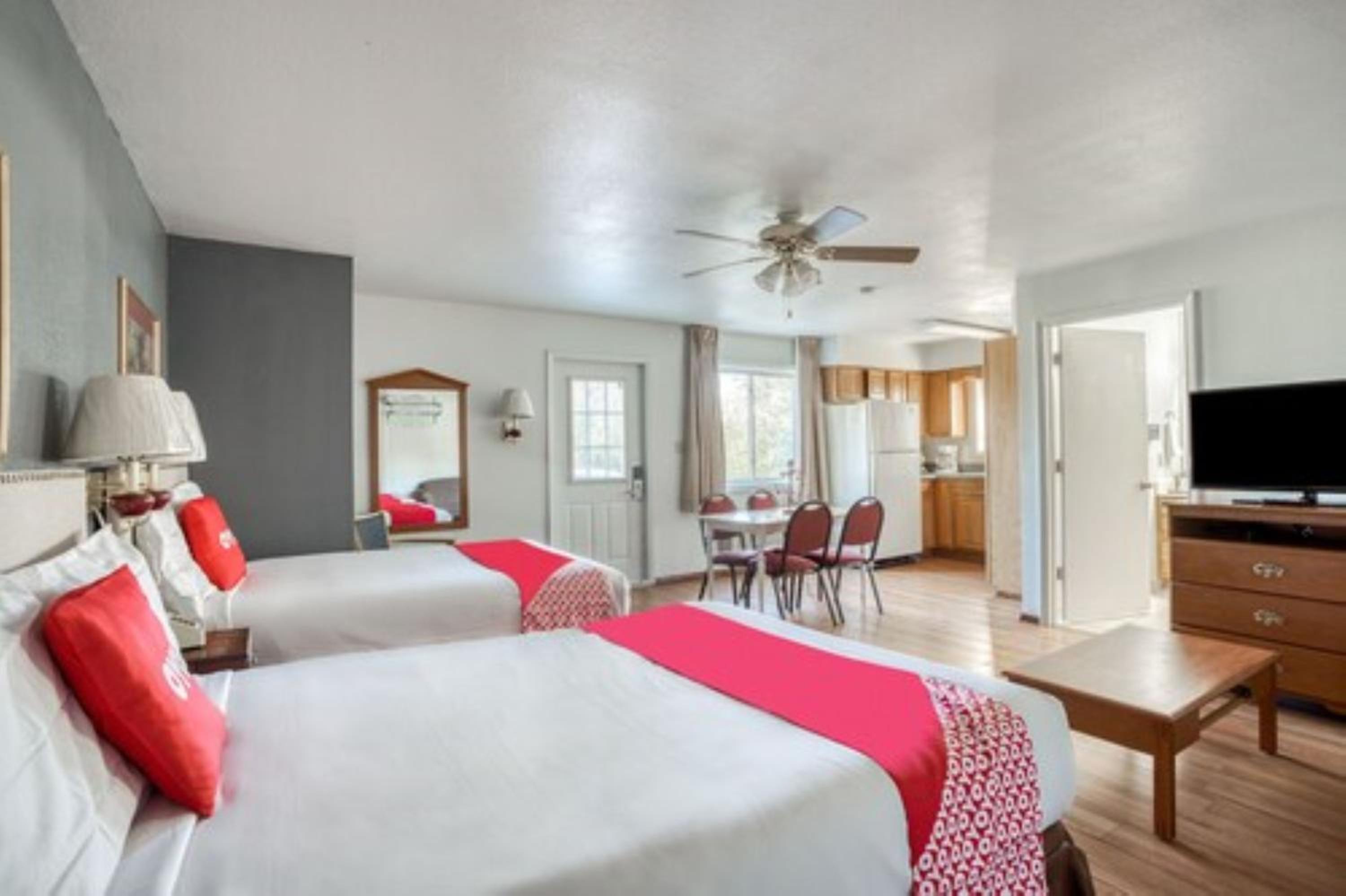 OYO Hotel Heber Springs Lakeside - Property Image 8