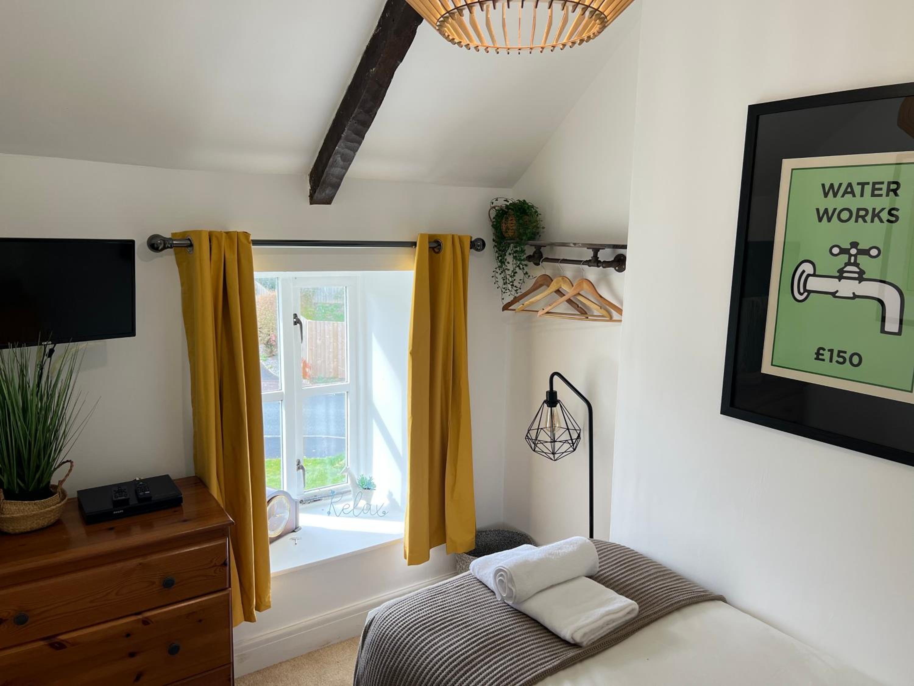 Spacious 4 Bedroom Farmhouse view 4